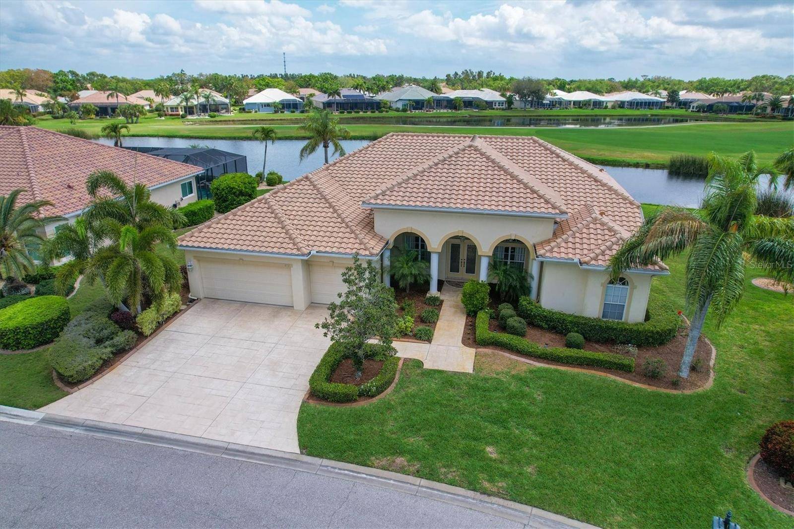 Venice, FL 34285,872 MACAW CIR