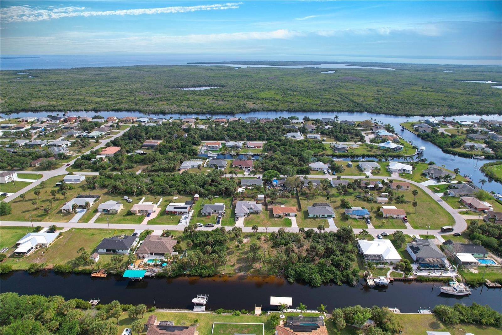 Port Charlotte, FL 33948,18546 ASHCROFT CIR