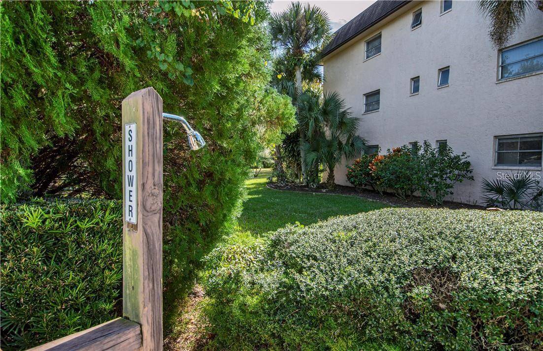 Venice, FL 34292,104 CAPRI ISLES BLVD #210