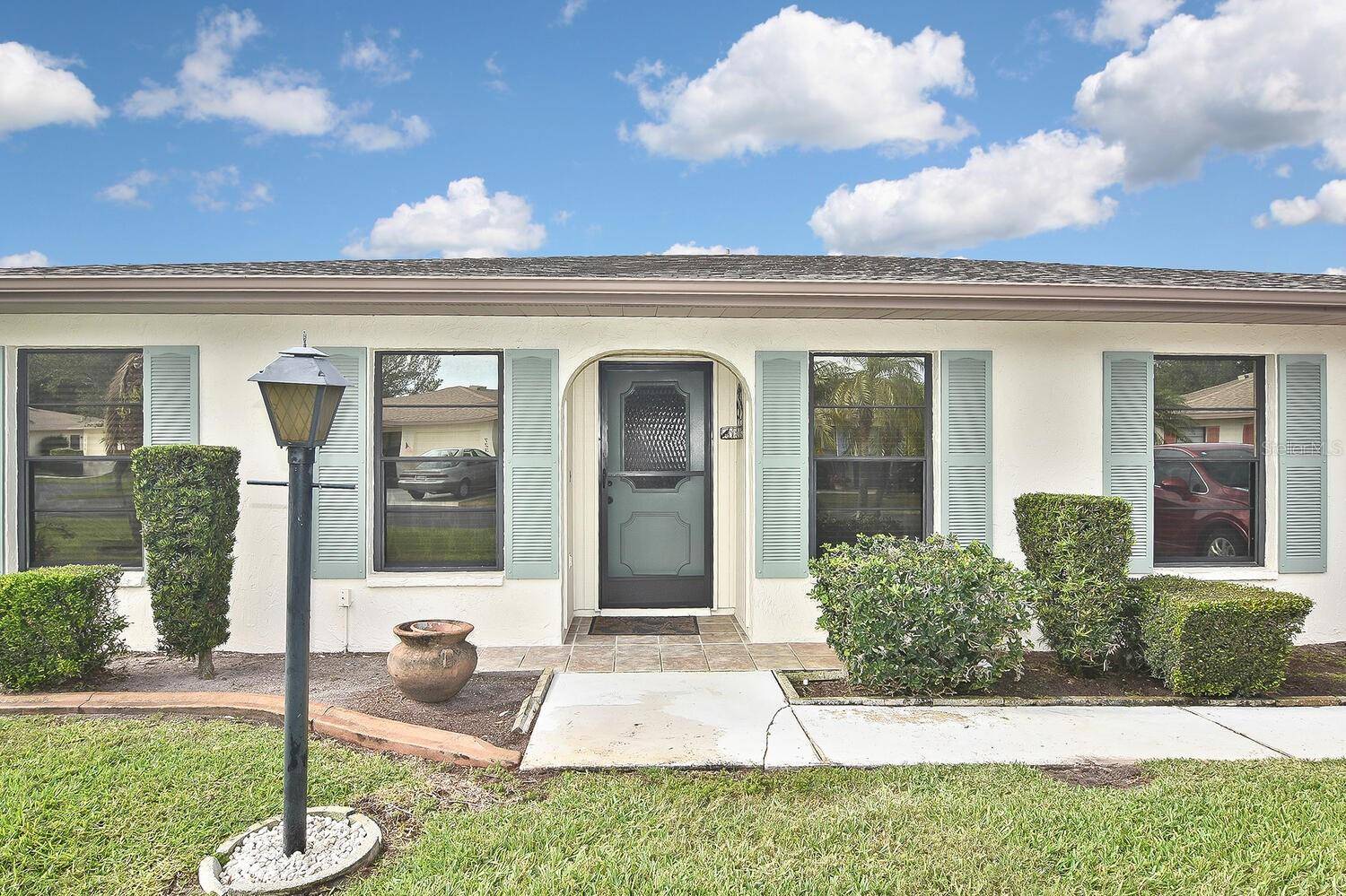 Venice, FL 34293,737 VIVIENDA WEST BLVD #26