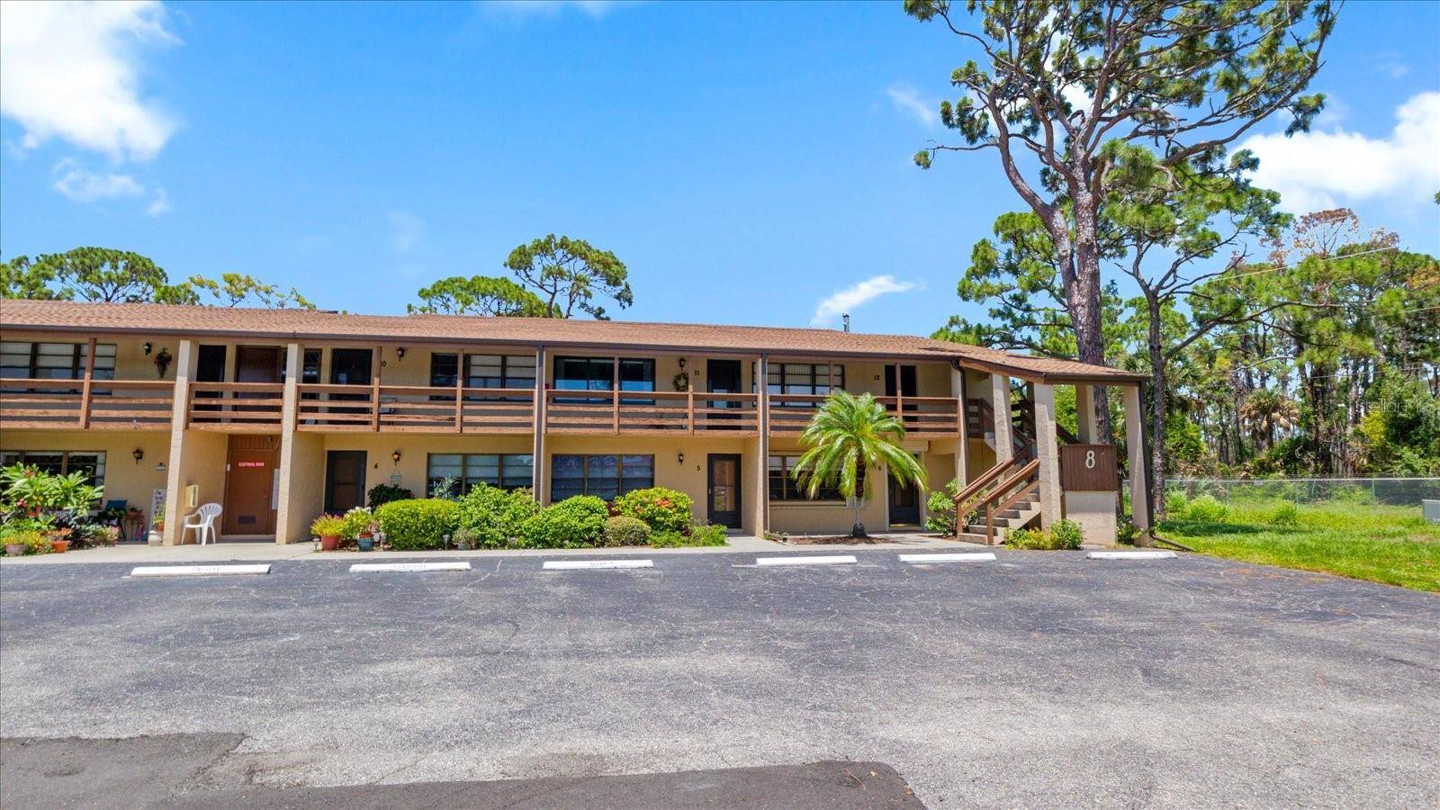 Englewood, FL 34223,8 QUAILS RUN BLVD #6
