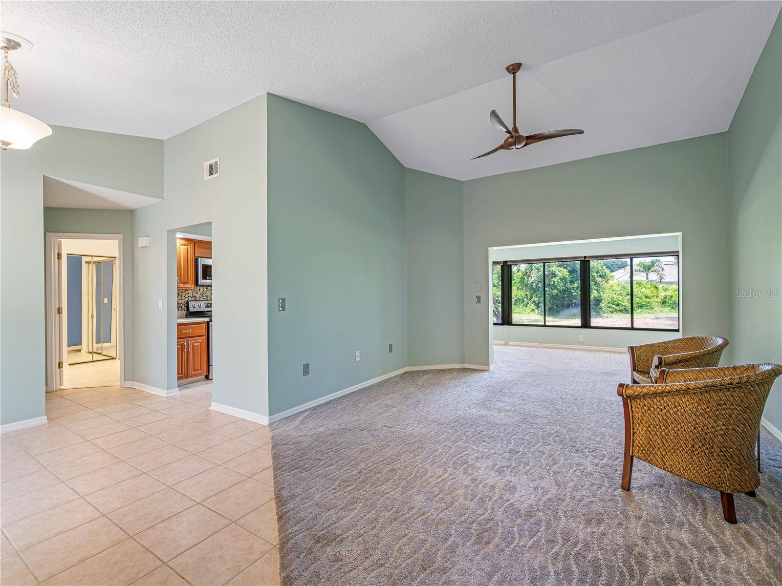 Venice, FL 34293,227 SOUTHAMPTON DR #289