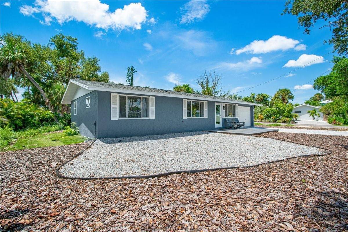 Englewood, FL 34223,4090 PELICAN SHORES CIR