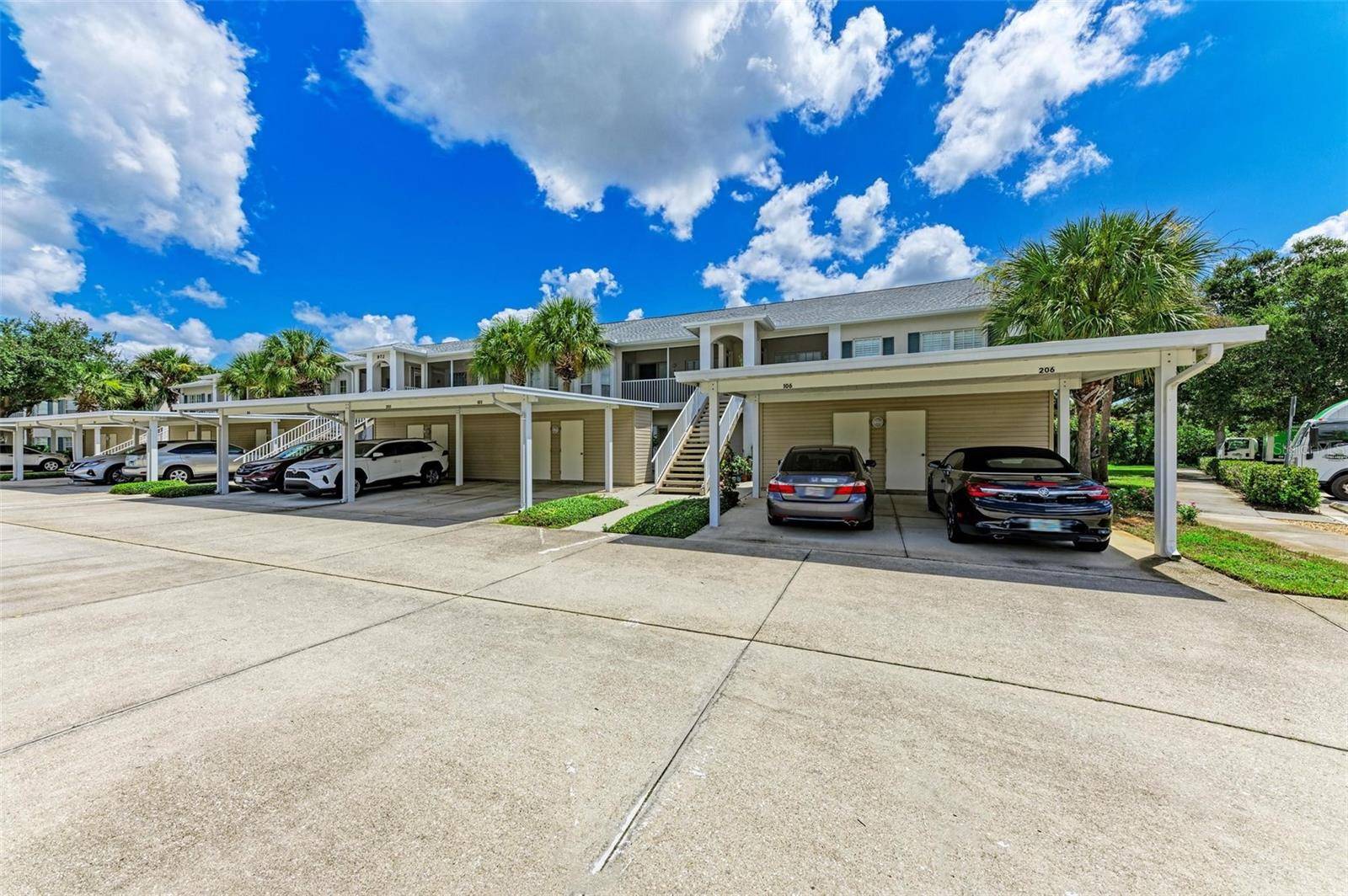 Venice, FL 34292,872 SARANAC LAKE DR #202