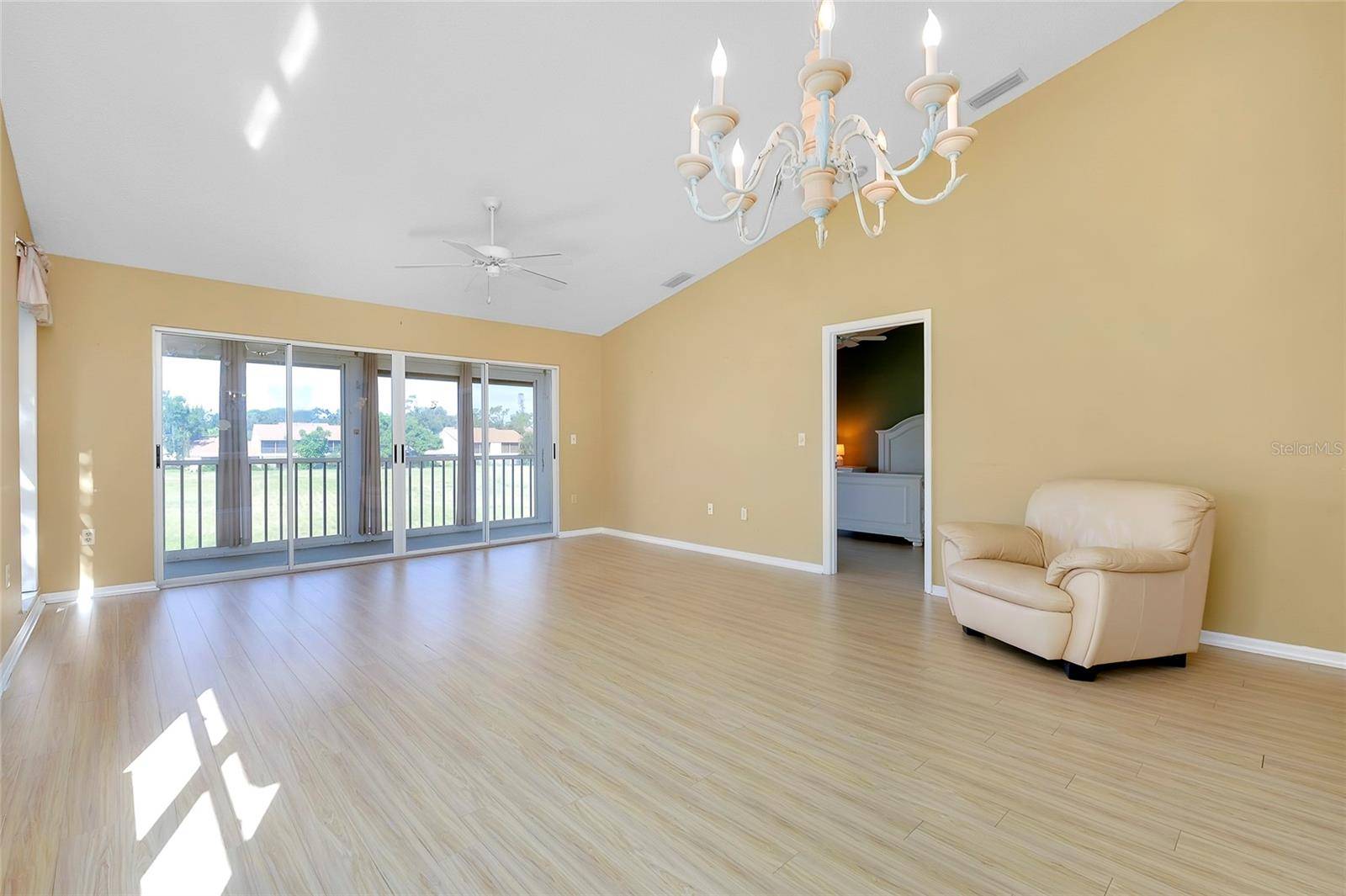 Venice, FL 34285,880 BIRD BAY DR W #201