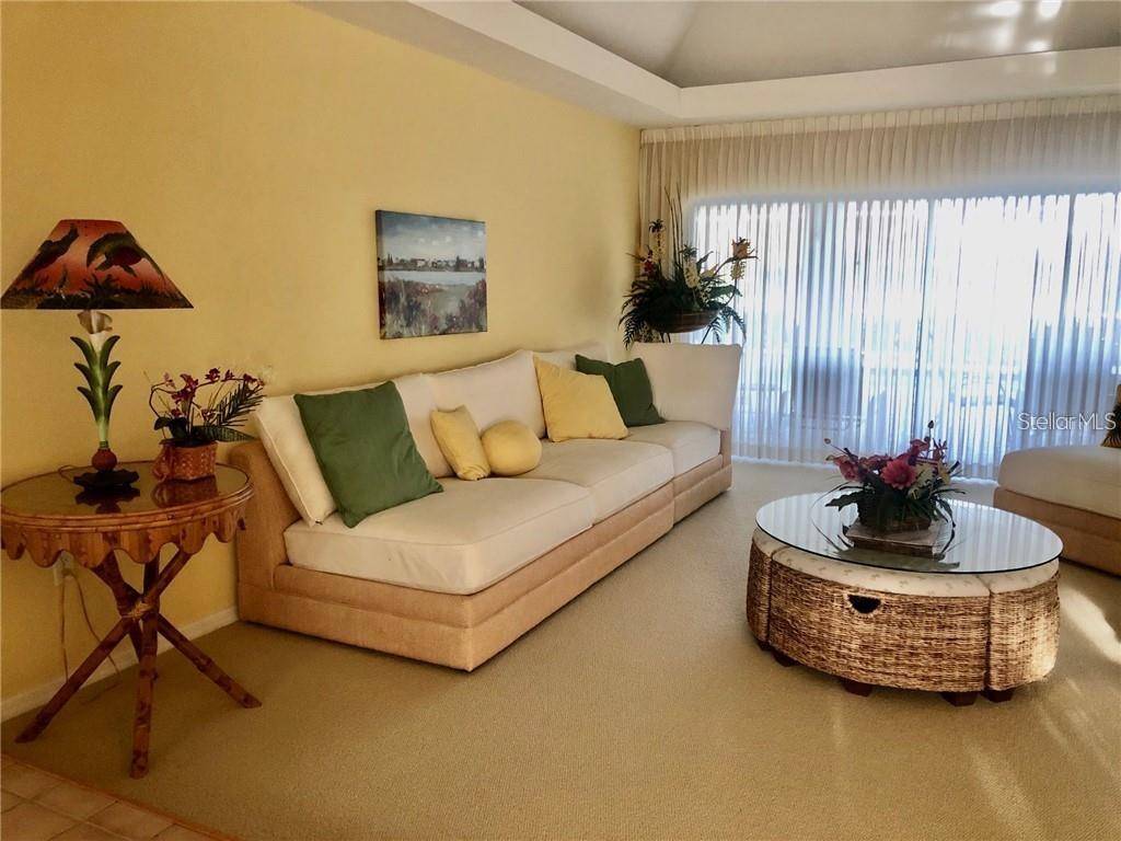 Venice, FL 34293,403 DEVONSHIRE LN