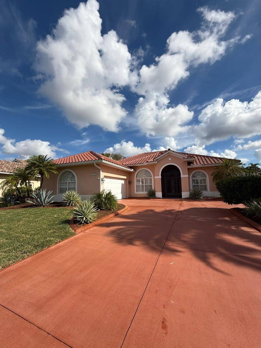 Venice, FL 34293,702 SILK OAK DR