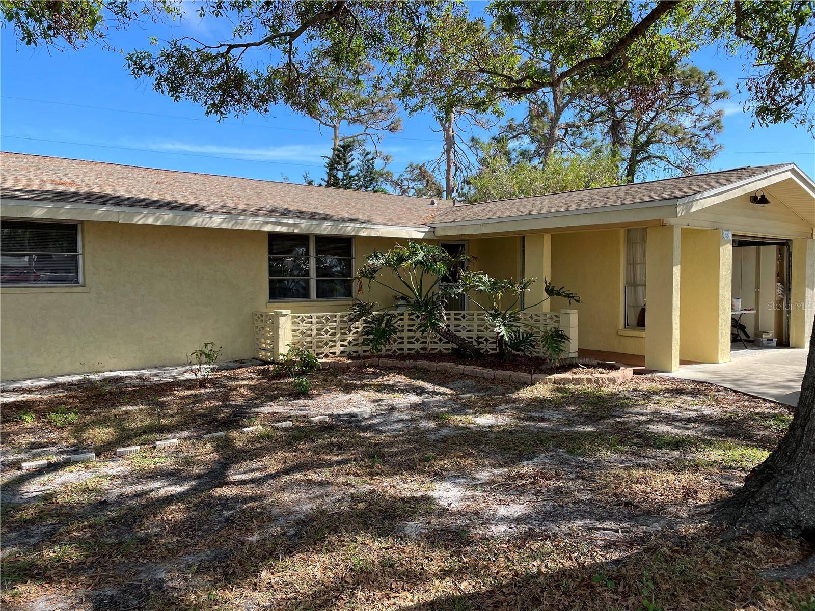 Venice, FL 34293,2851 FIESTA DR