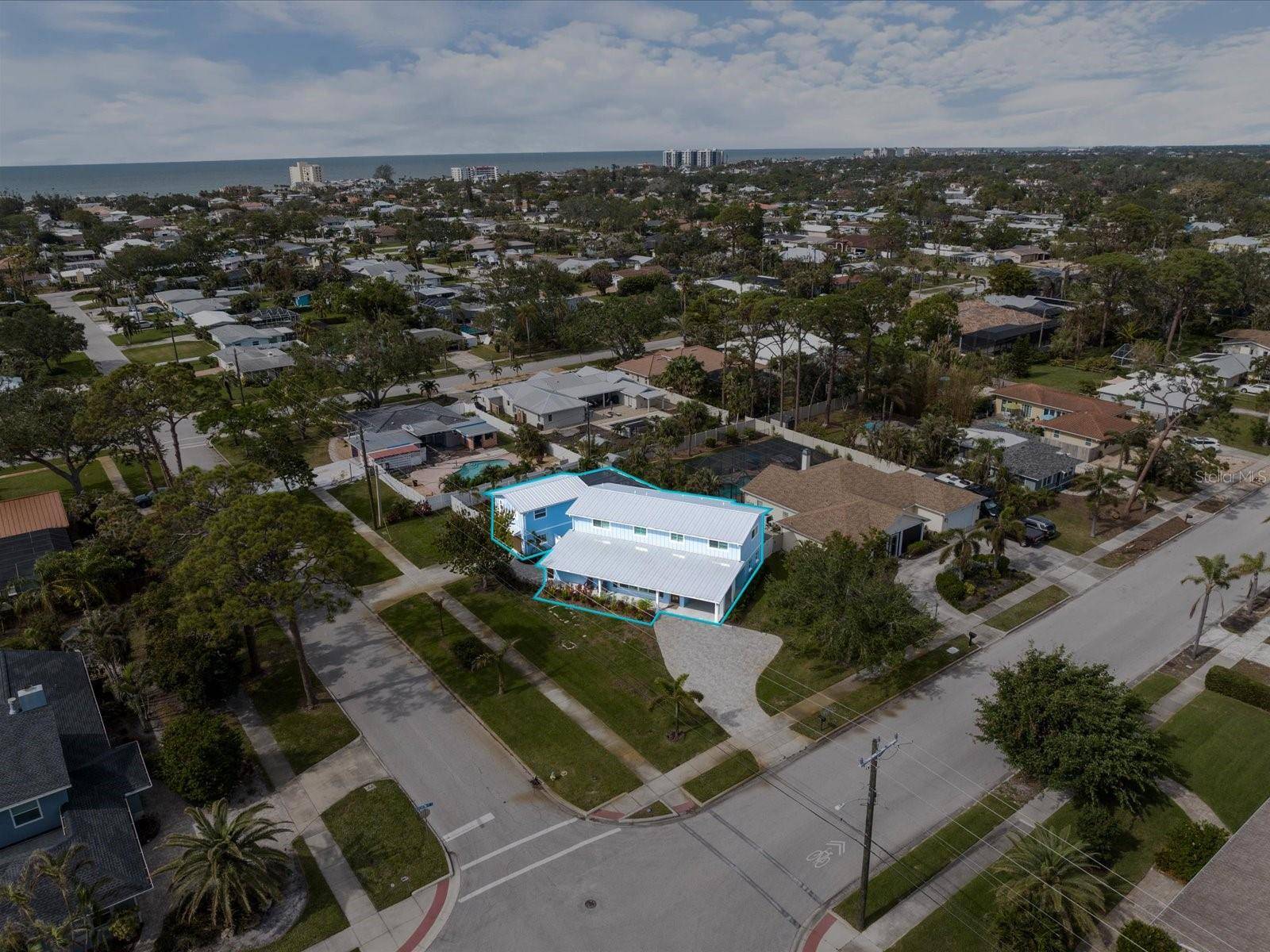 Venice, FL 34285,842 NOKOMIS AVE S