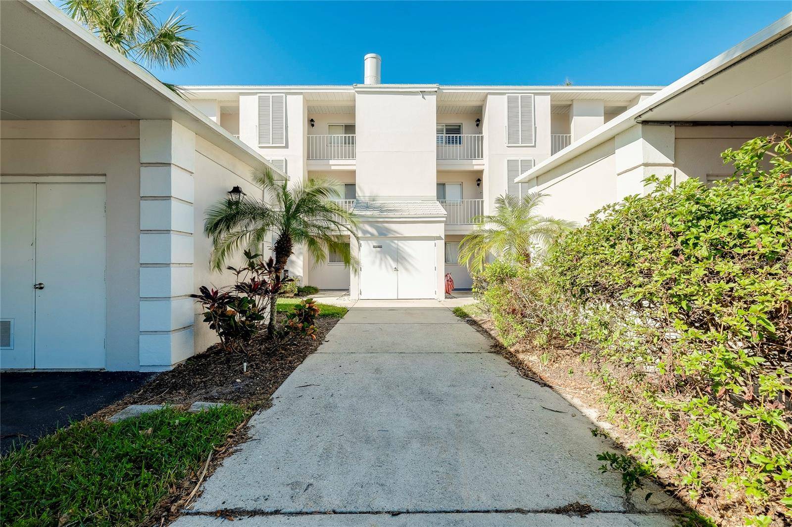 Venice, FL 34293,437 CERROMAR LN #515