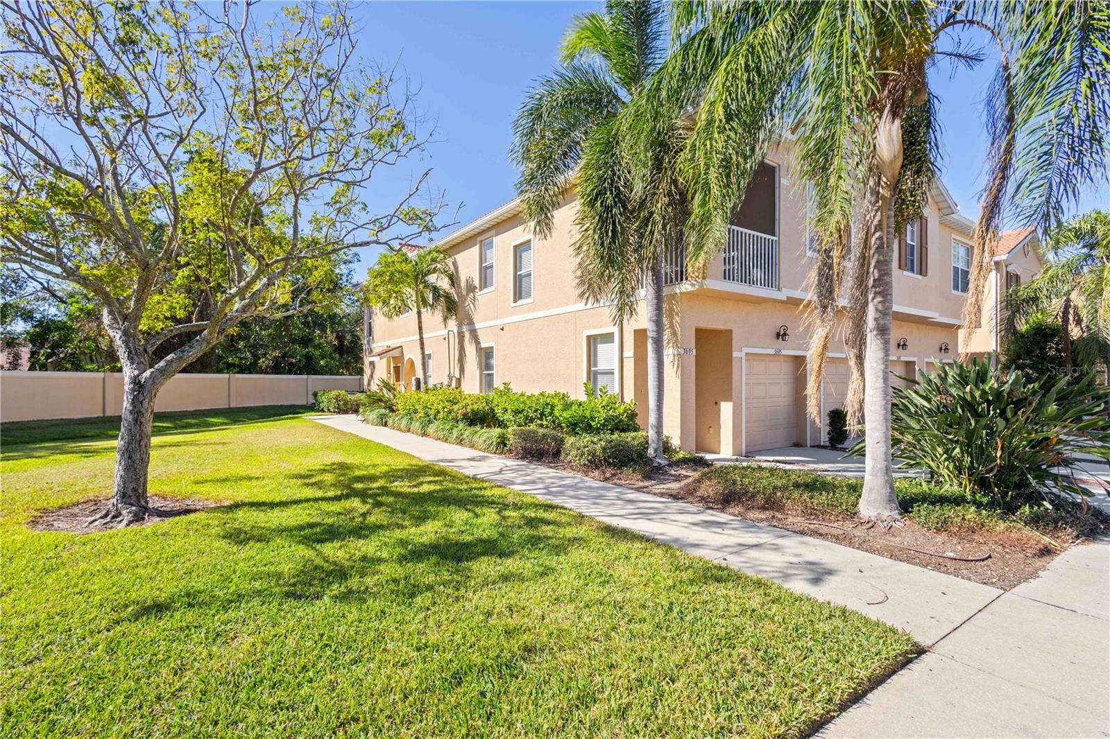 Sarasota, FL 34243,3691 PARKRIDGE CIR #201