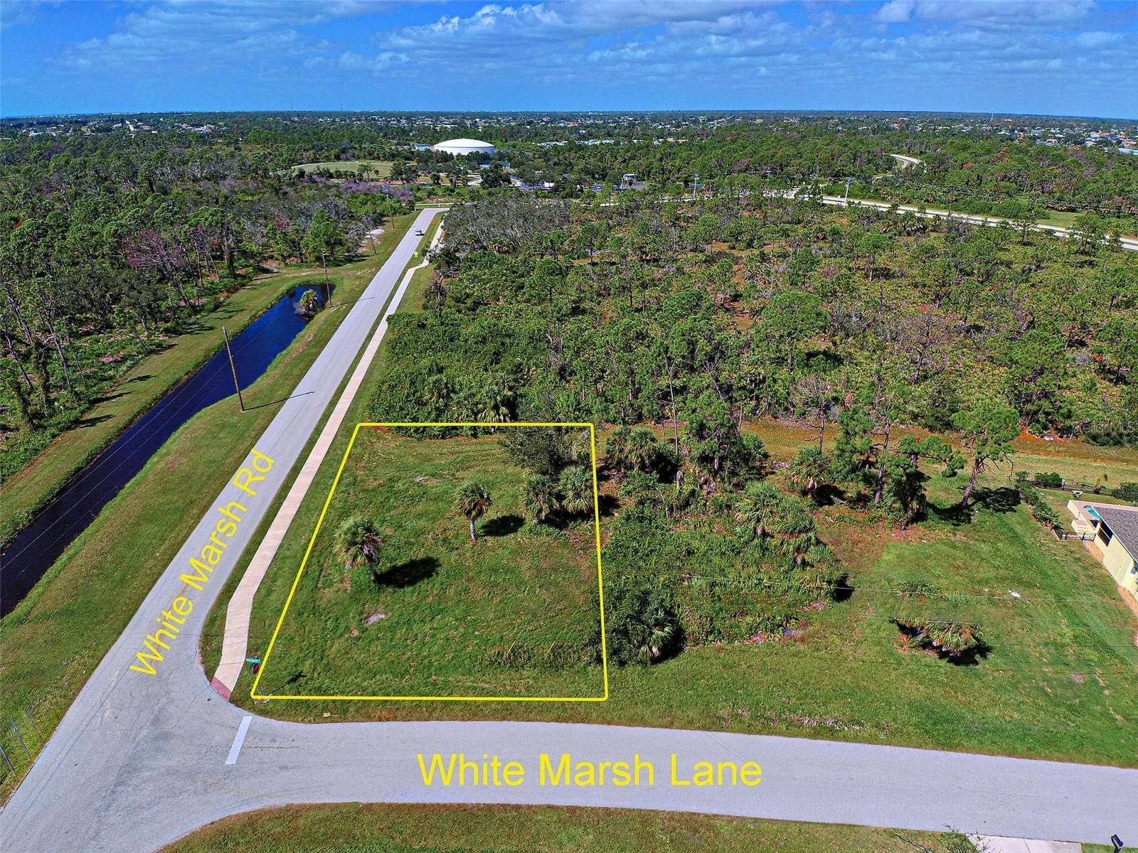 Rotonda West, FL 33947,147 WHITE MARSH LN