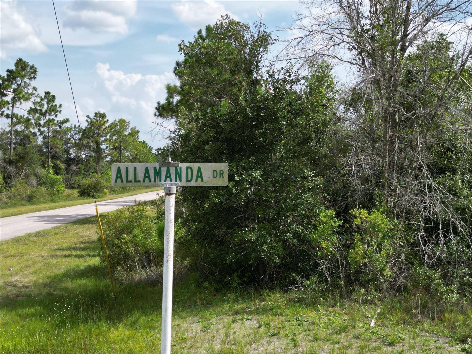 Indian Lake Estates, FL 33855,617 ALLAMANDA DR