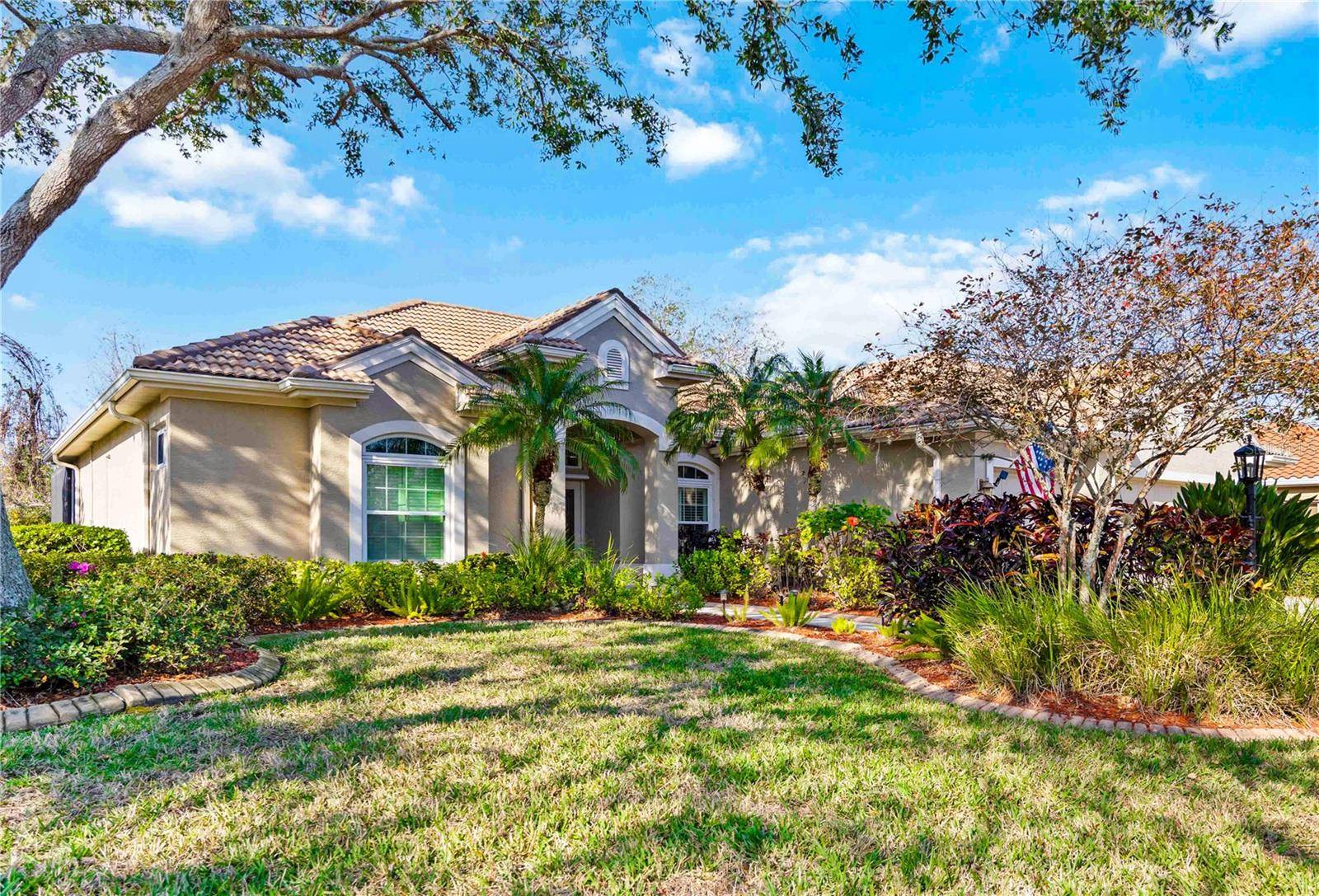 Sarasota, FL 34243,6930 TREYMORE CT