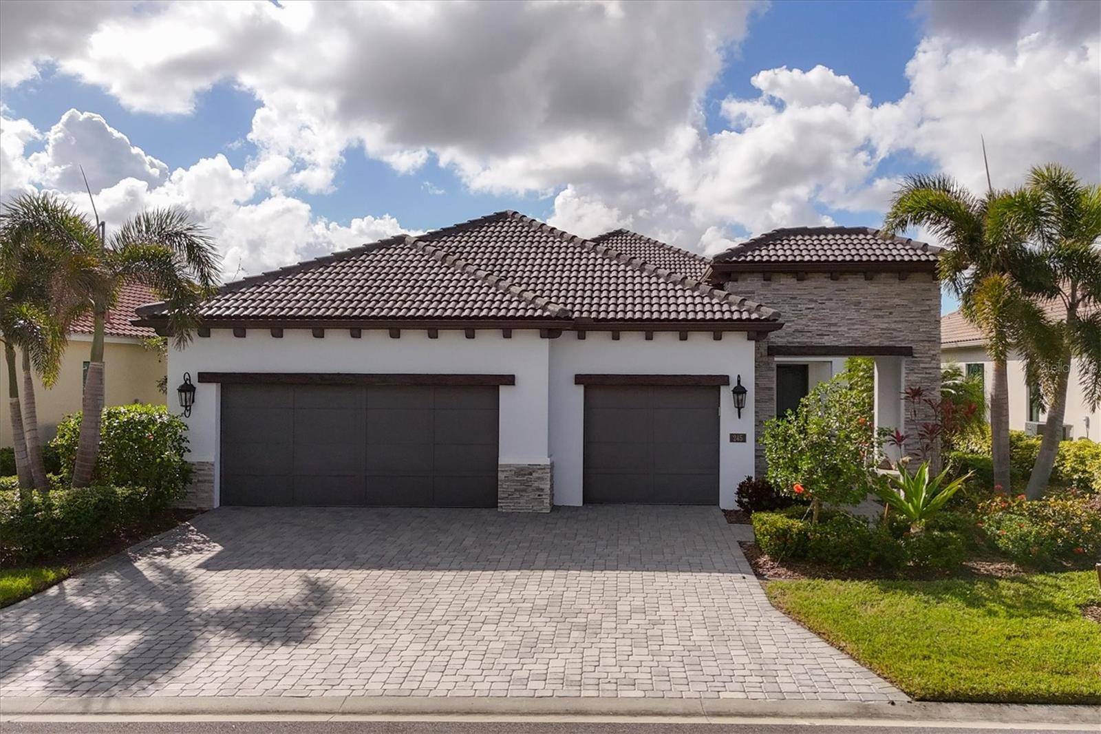 Nokomis, FL 34275,245 CORELLI DR