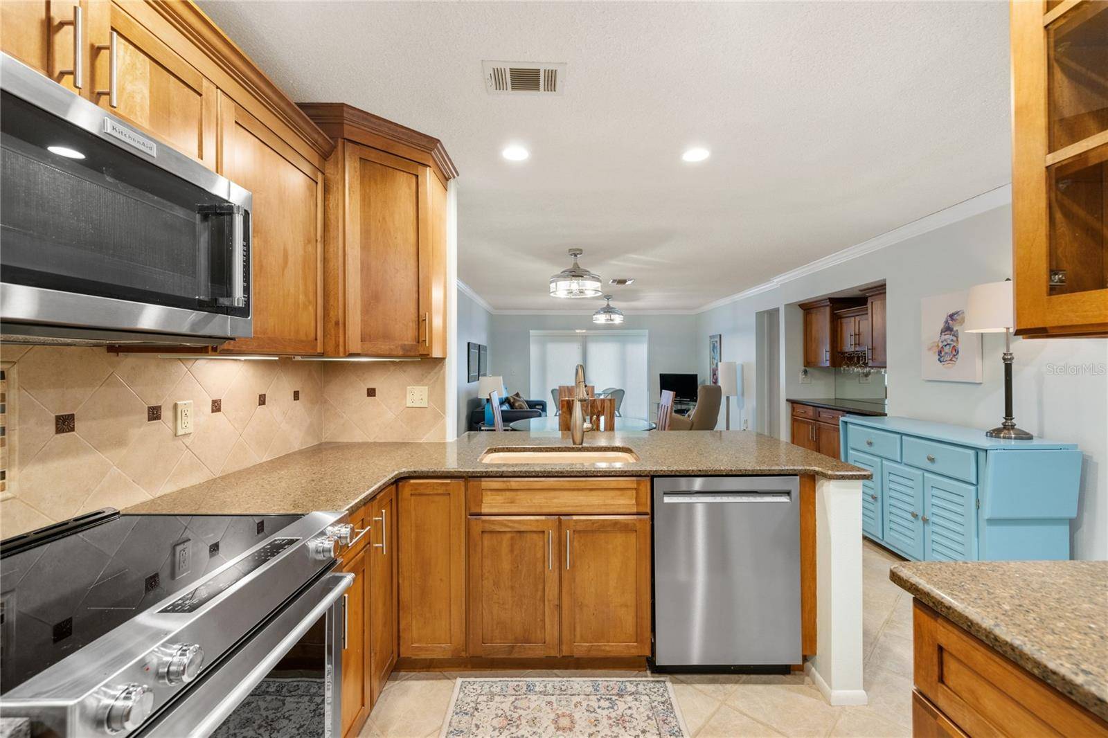 Venice, FL 34285,380 THREE LAKES LN #E