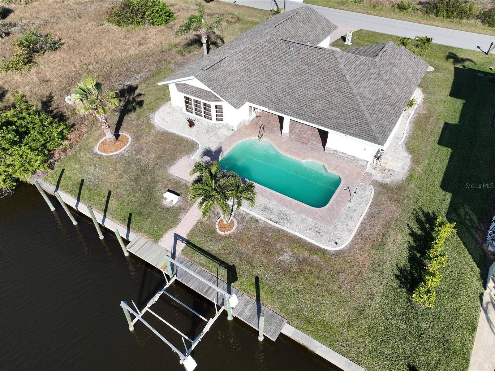 Port Charlotte, FL 33981,15554 MCCOMB CIR