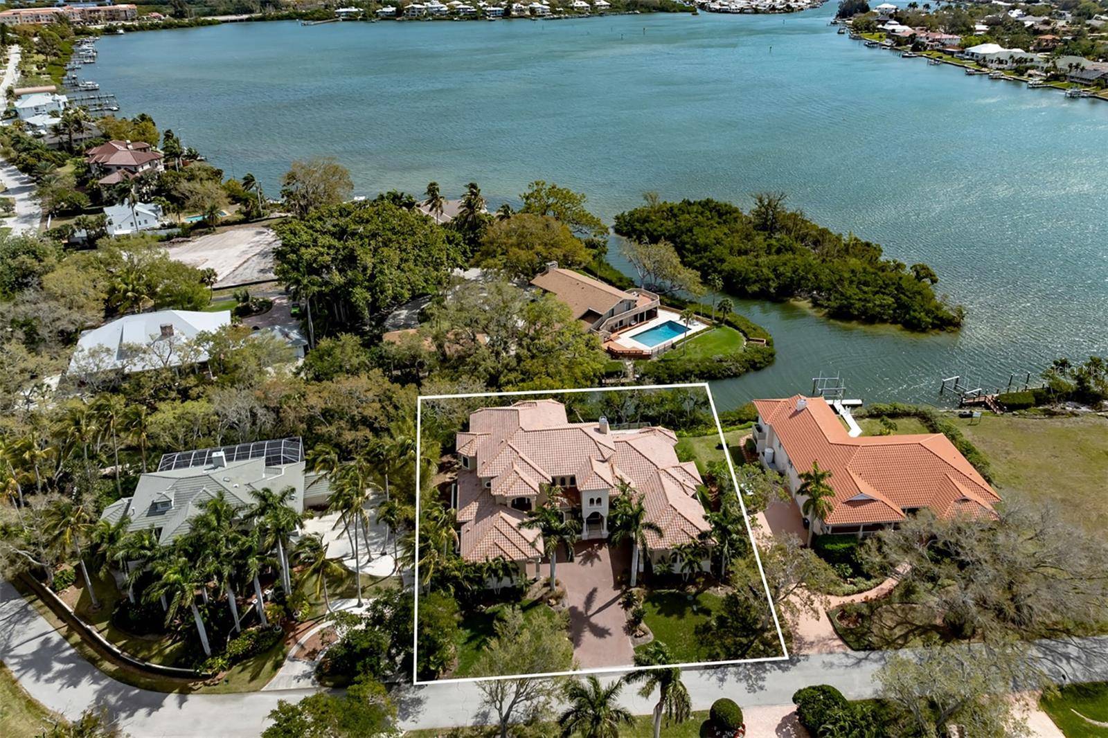 Nokomis, FL 34275,457 ANCHORAGE DR
