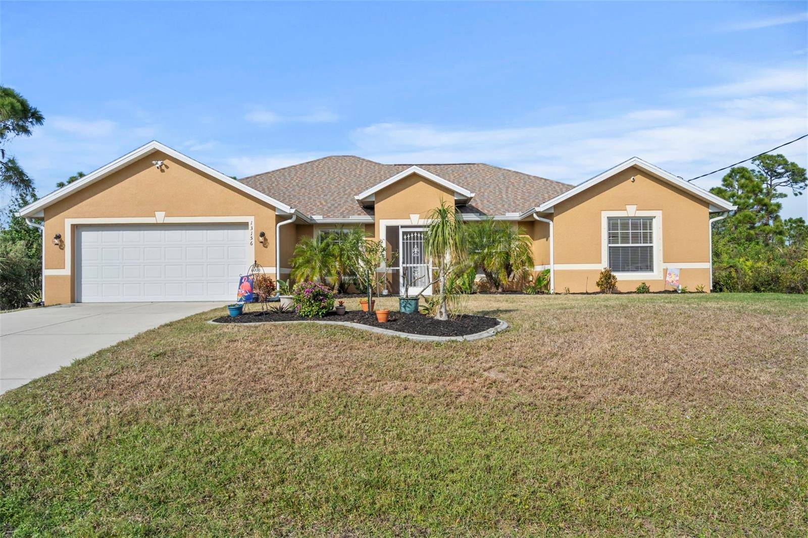 Port Charlotte, FL 33953,13156 DODDS CT