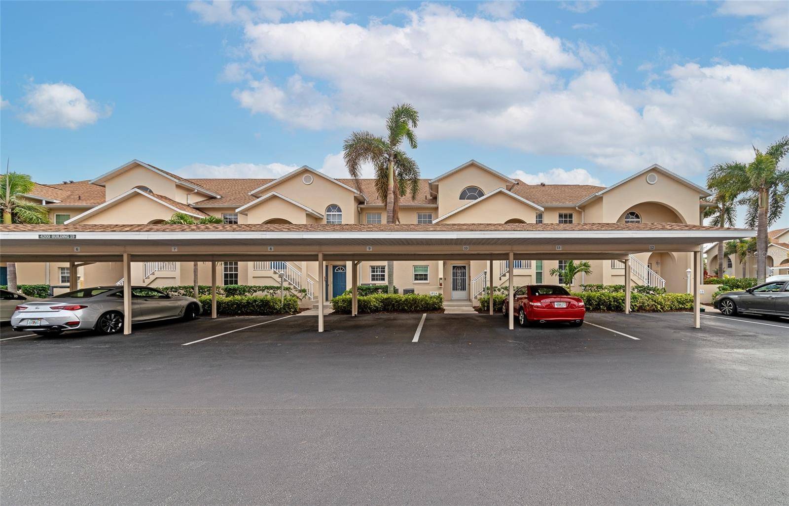 Sarasota, FL 34238,4200 CASTLEBRIDGE LN #1924