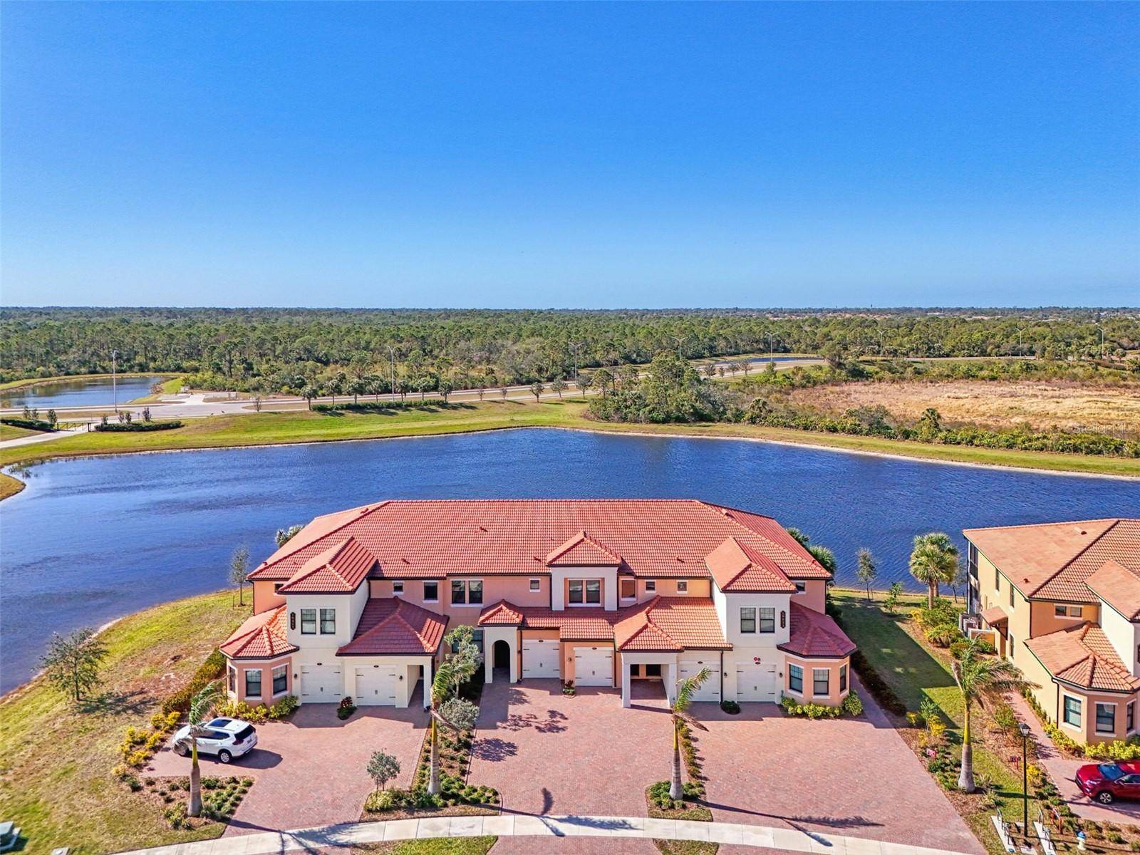 Venice, FL 34293,10217 STAGGERBUSH DR #202