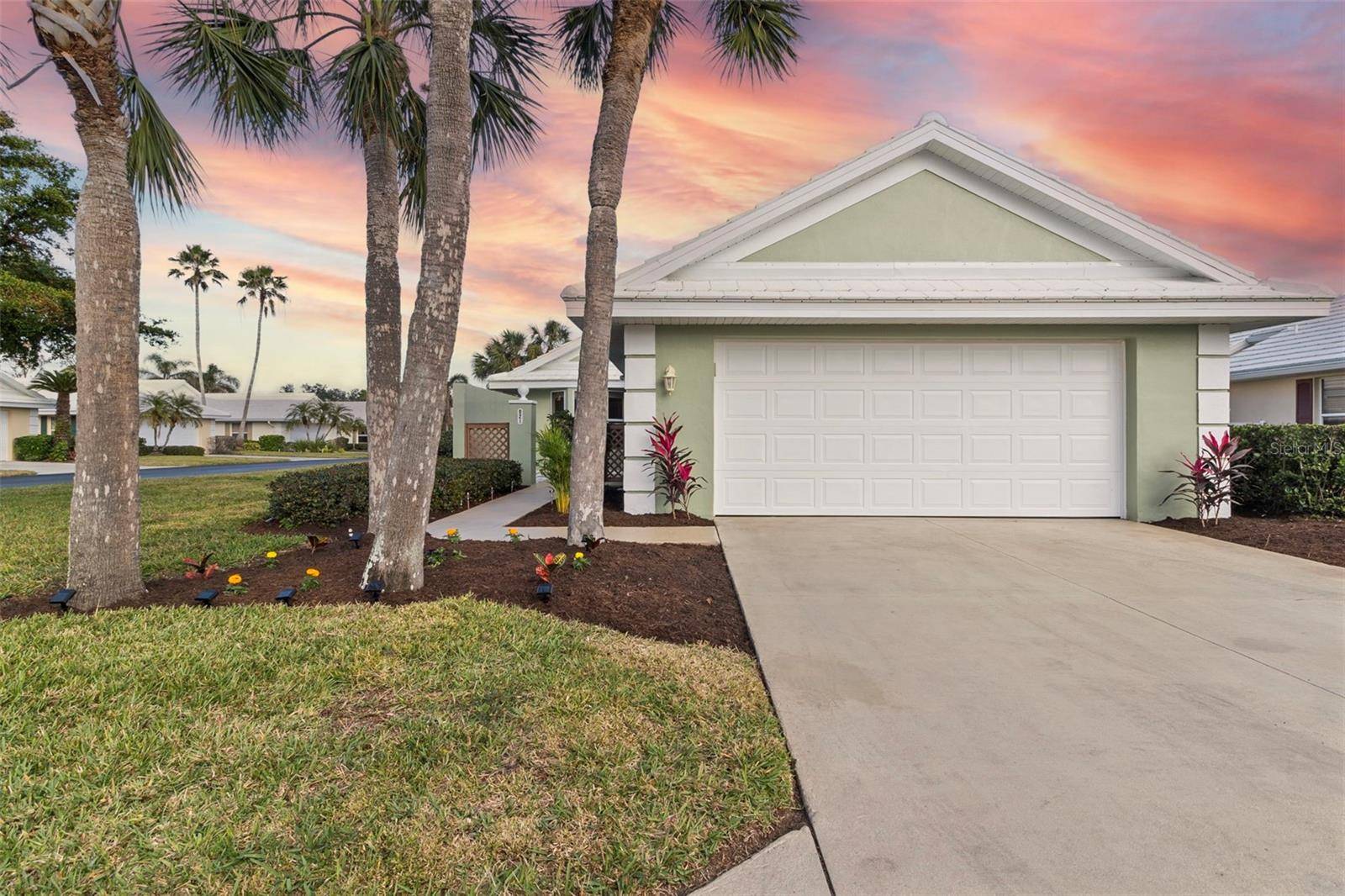 Venice, FL 34293,821 HARRINGTON LAKE LN #32