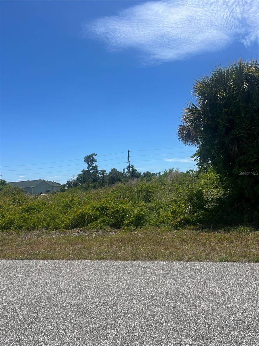 Port Charlotte, FL 33981,12945 XAVIER AVE