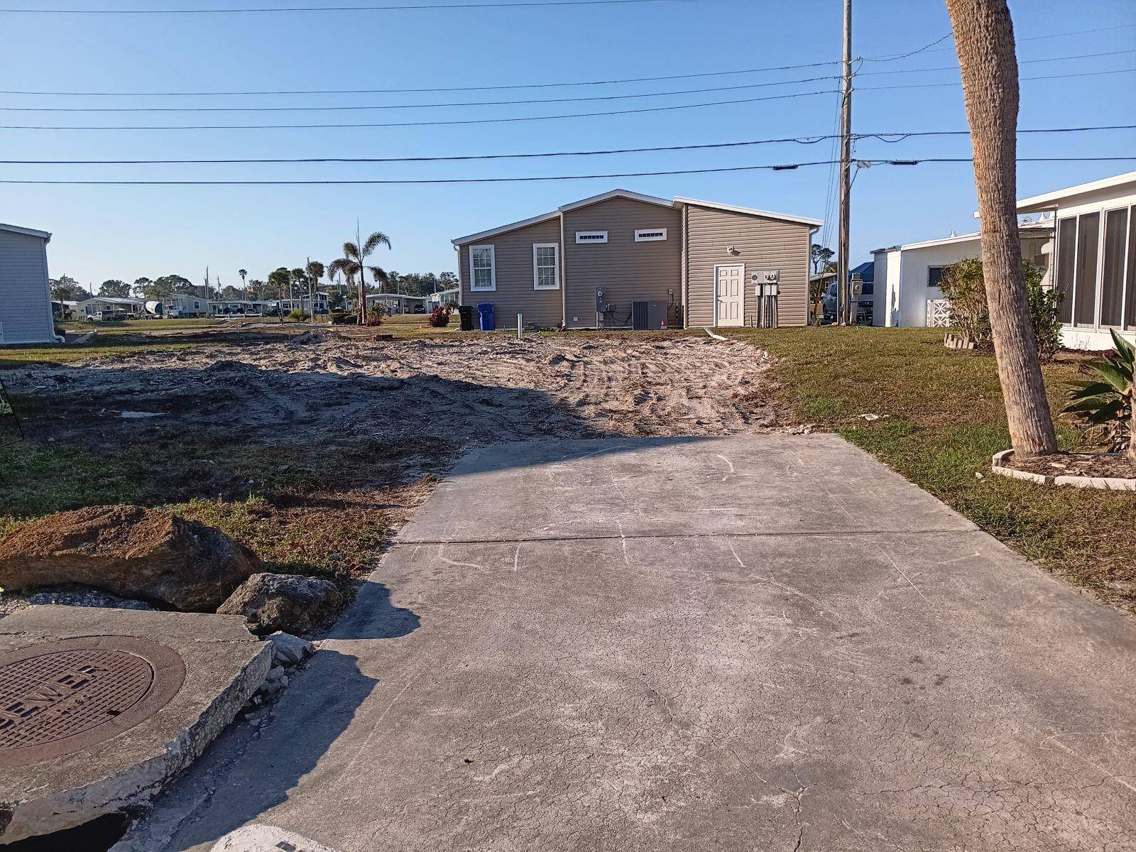 Venice, FL 34285,Address not disclosed