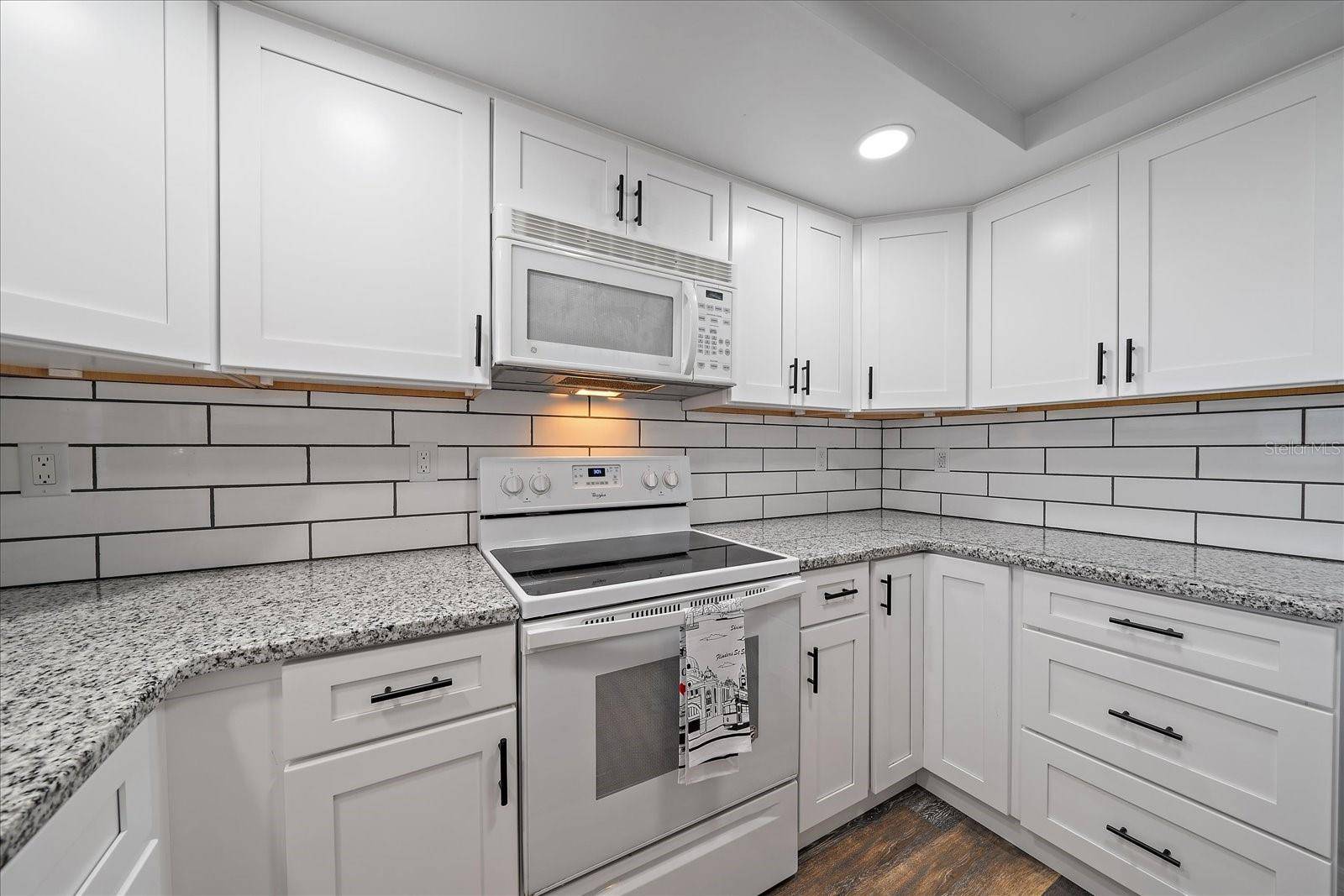 Venice, FL 34293,1703 BAL HARBOUR DR #2