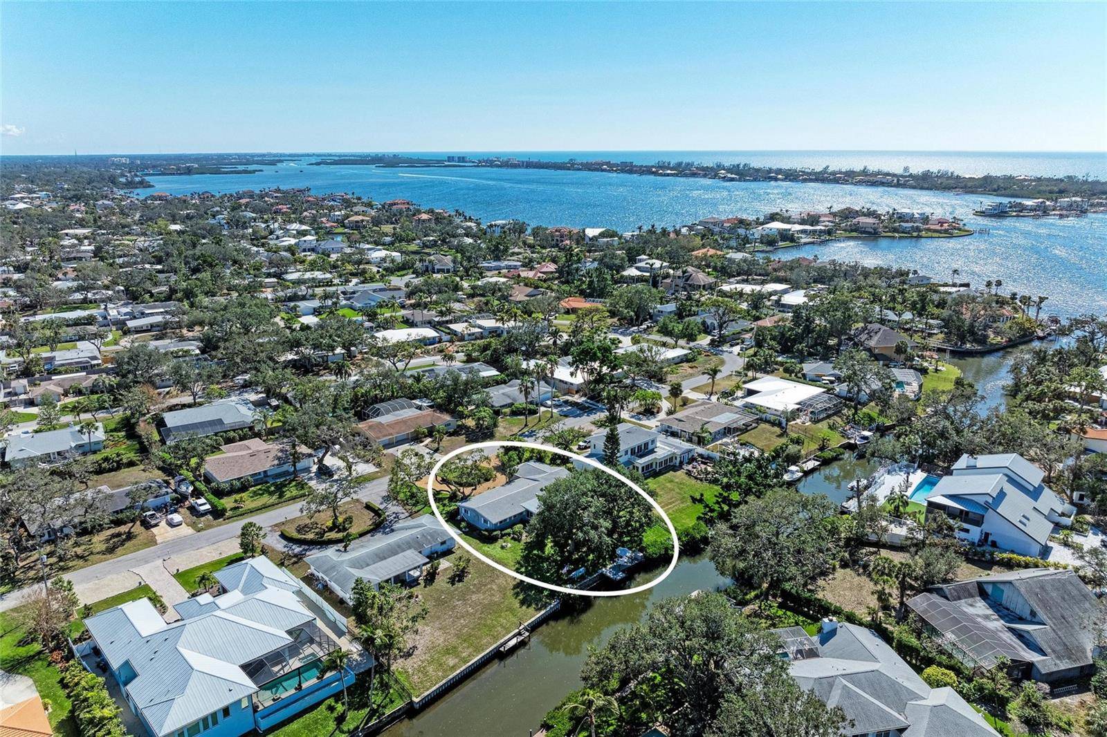 Sarasota, FL 34231,1837 UPPER COVE TER