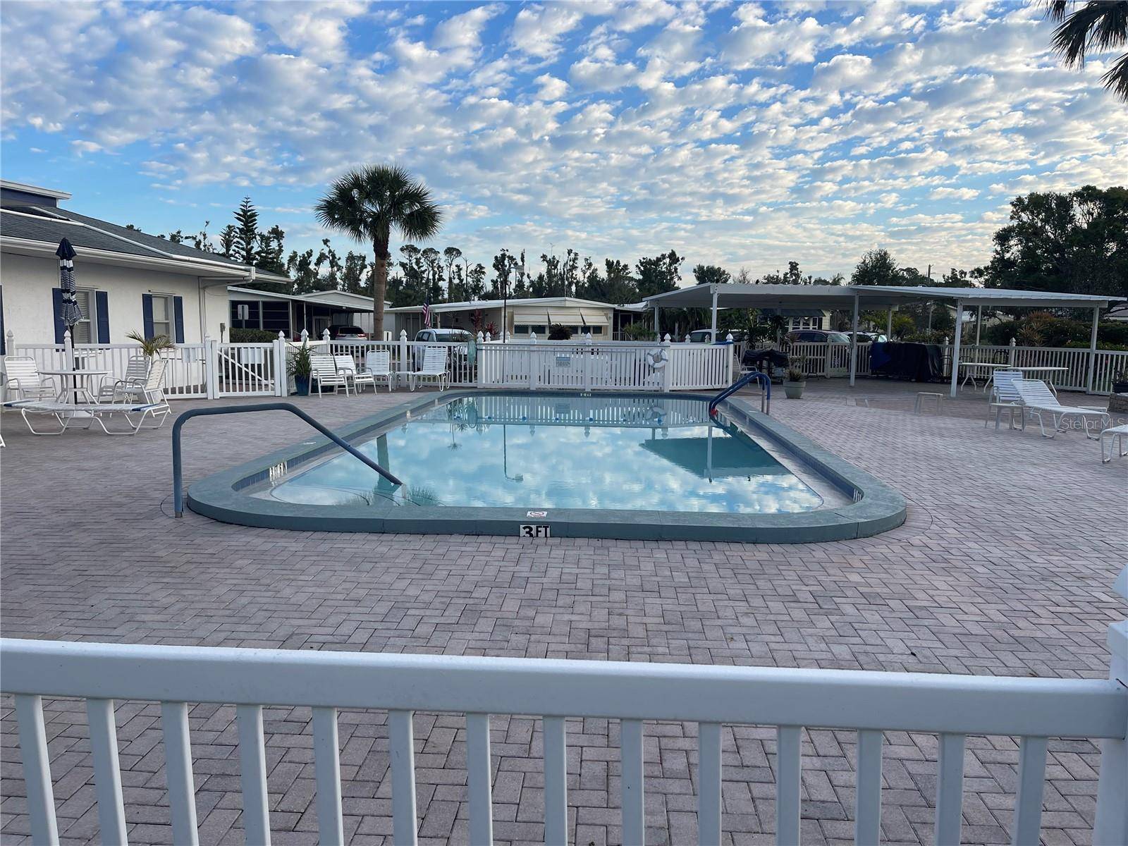 Osprey, FL 34229,218 PALM AIR DR