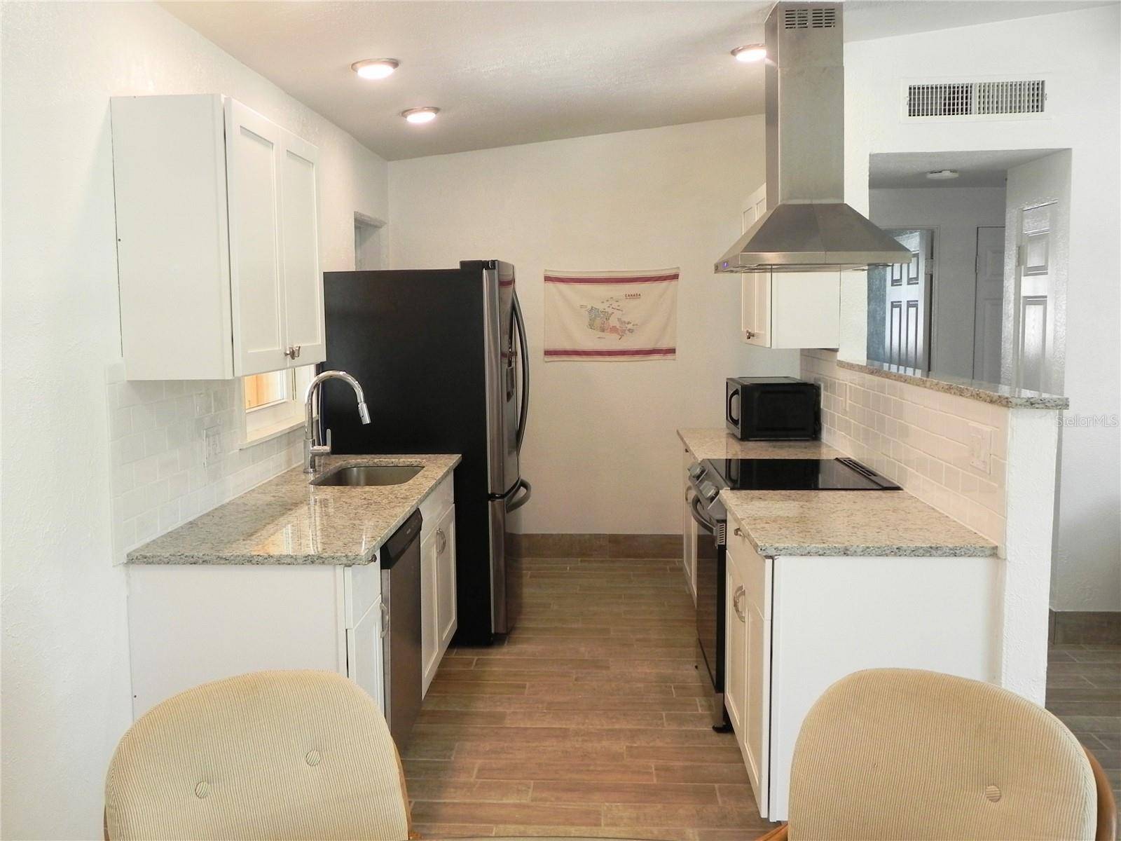 Venice, FL 34293,231 REDWOOD RD