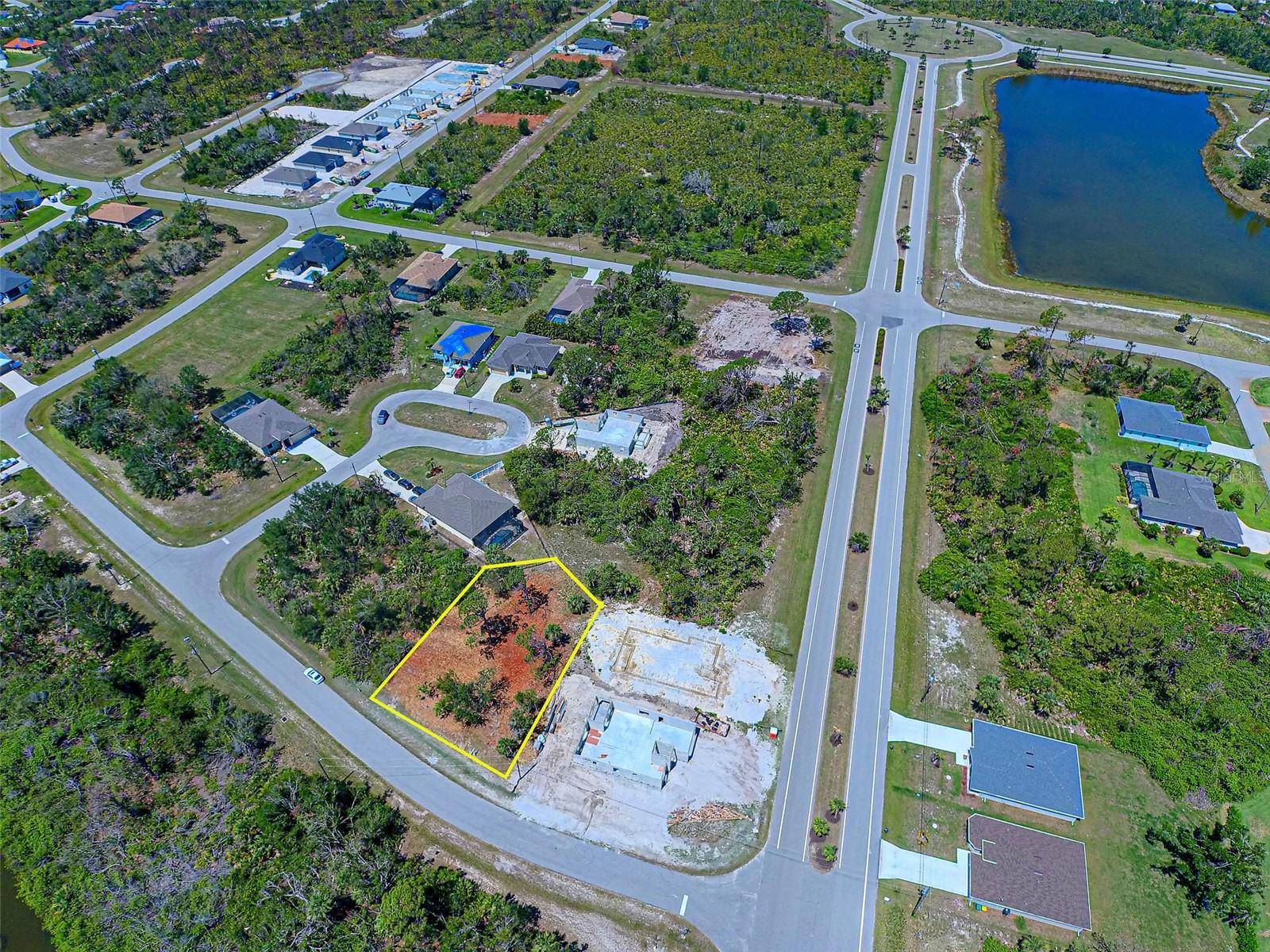 Rotonda West, FL 33947,116 REDWOOD RD