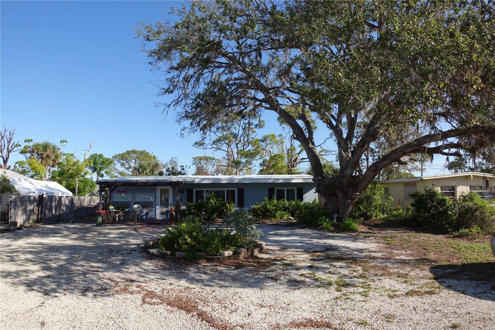 Englewood, FL 34223,332 E LANGSNER ST