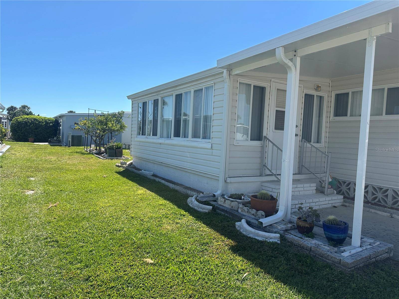 Venice, FL 34293,630 IRIS DR