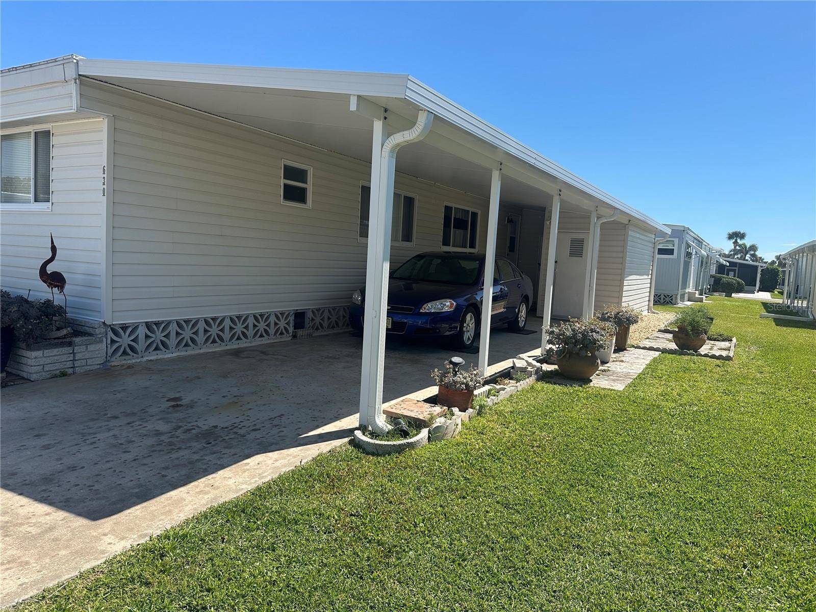 Venice, FL 34293,630 IRIS DR