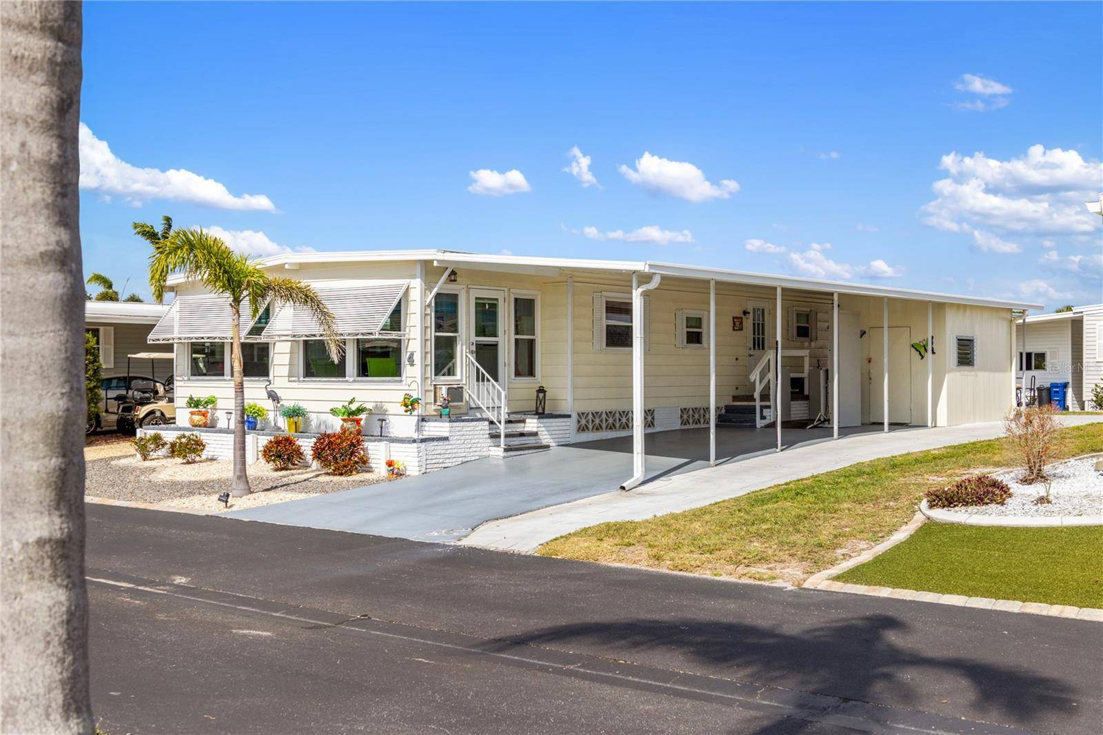 Englewood, FL 34223,4 S MARINA PLZ #237