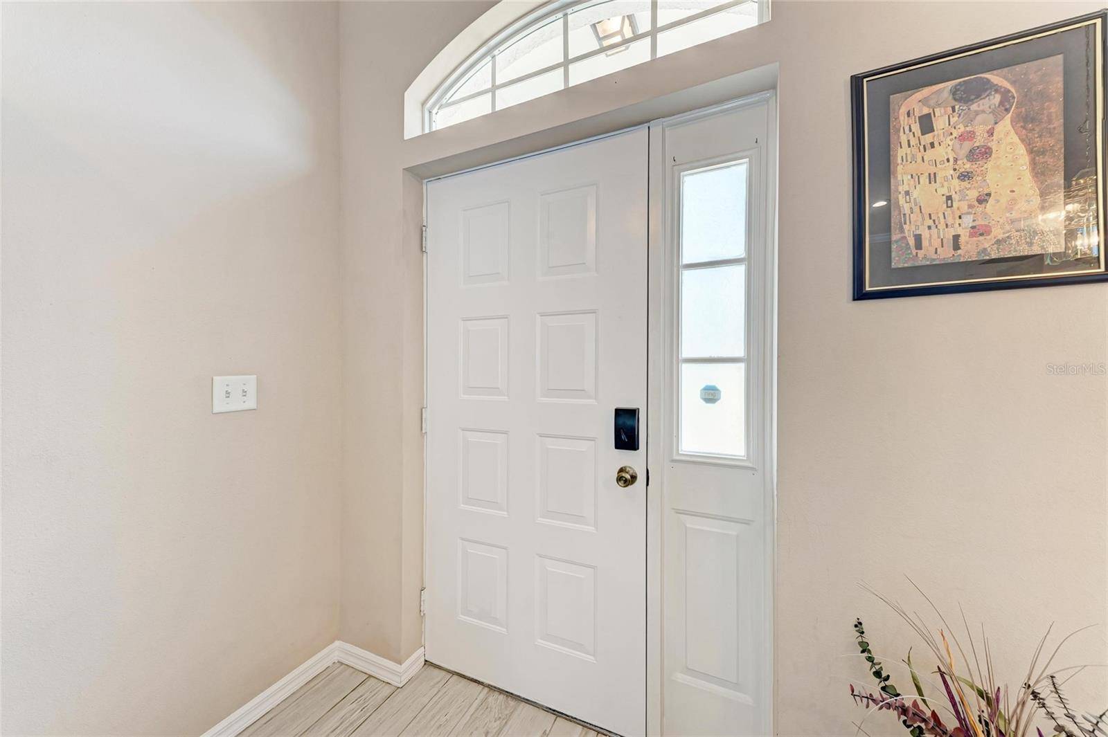 Sarasota, FL 34233,5766 STONE POINTE DR