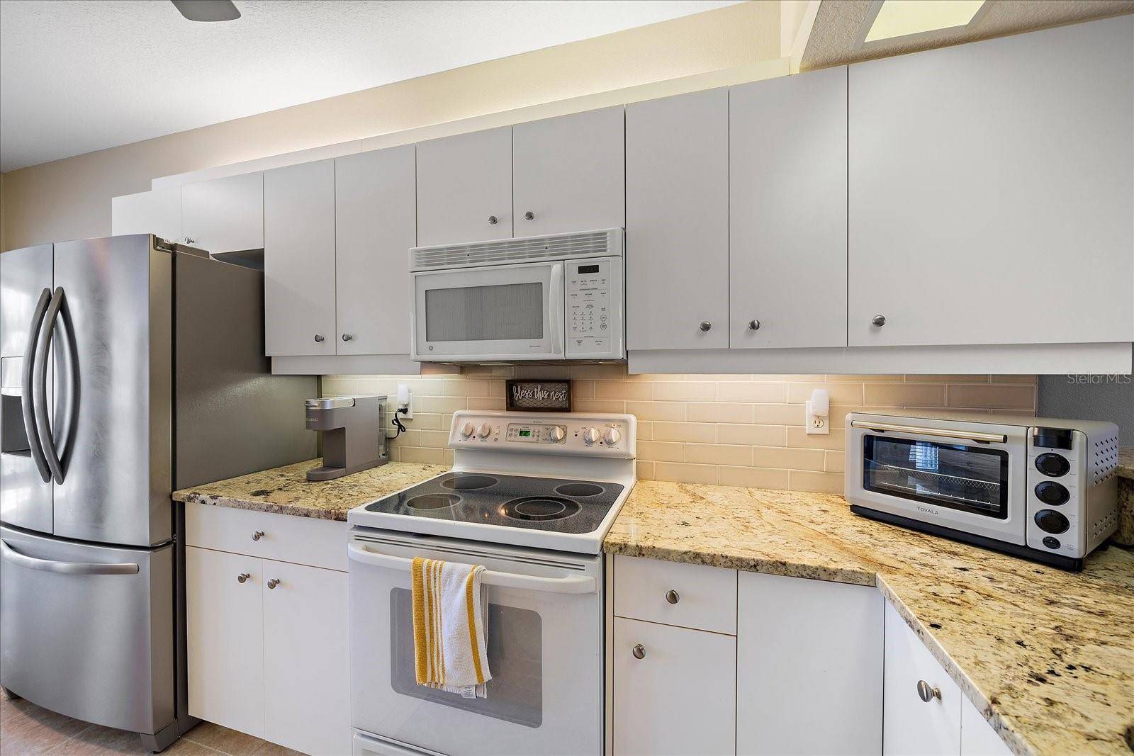 Venice, FL 34292,414 LAUREL LAKE DR #203