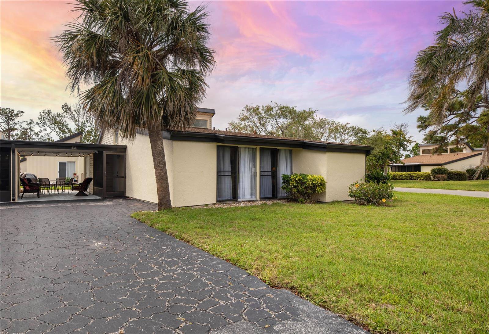 Venice, FL 34285,633 WHITE PINE TREE RD #27