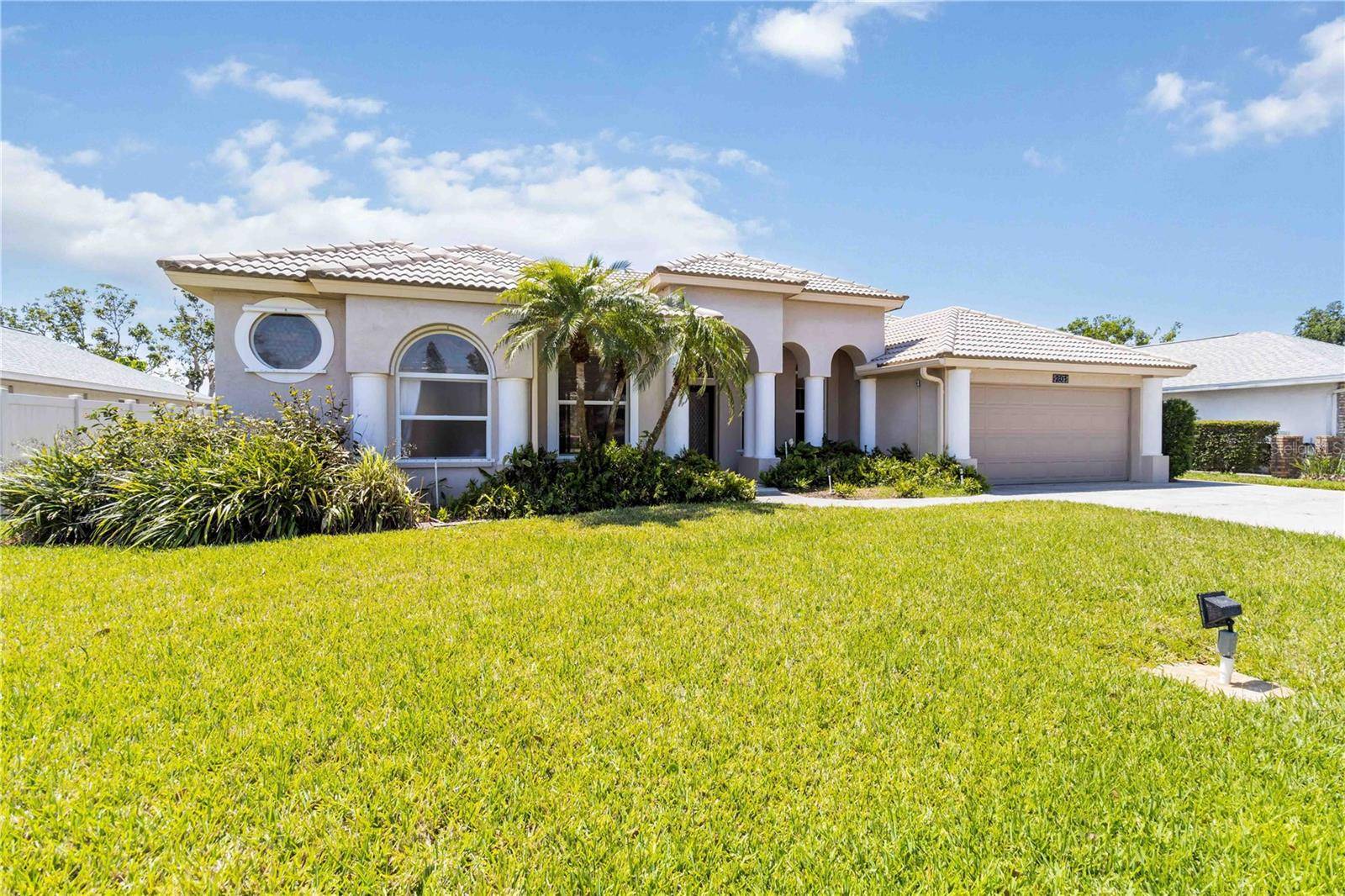Nokomis, FL 34275,201 BAYSIDE CT