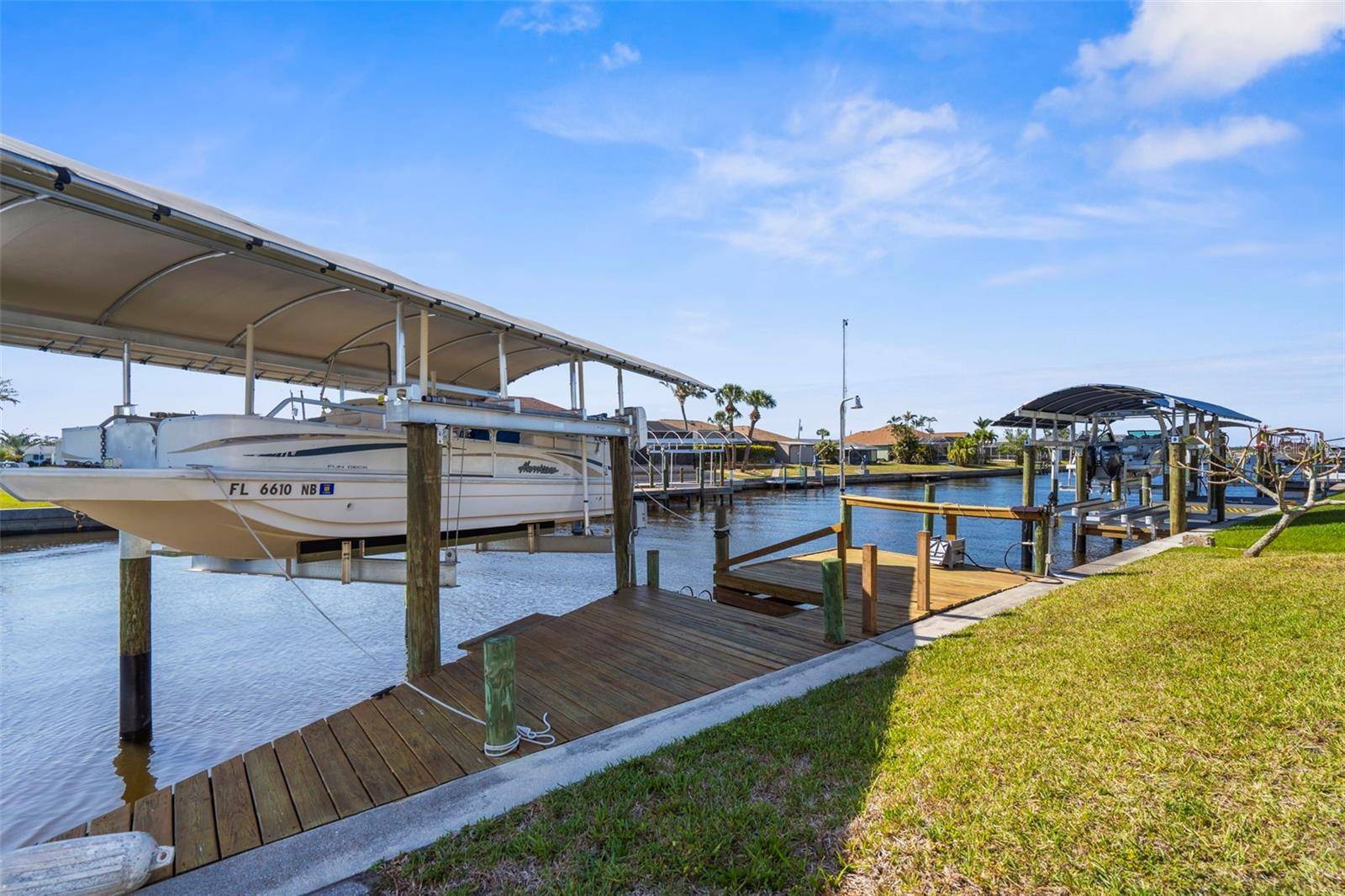 Port Charlotte, FL 33981,5265 NEVILLE TER
