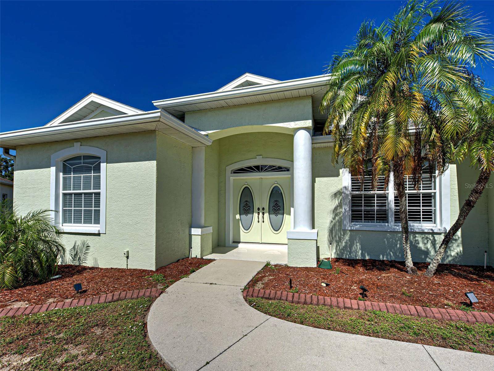 Sarasota, FL 34233,4062 GREEN TREE AVE