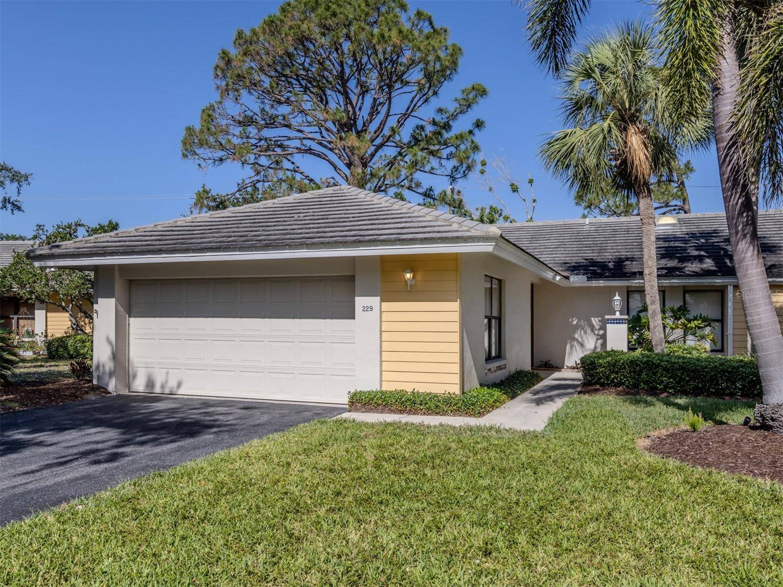 Venice, FL 34293,229 SOUTHAMPTON DRIVE #290