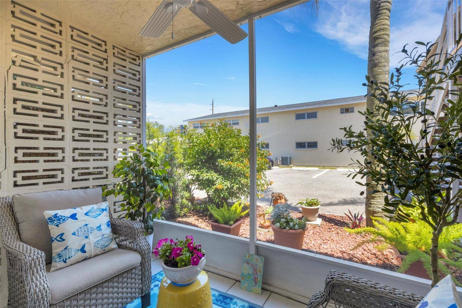 Venice, FL 34285,360 BASE AVE E #413