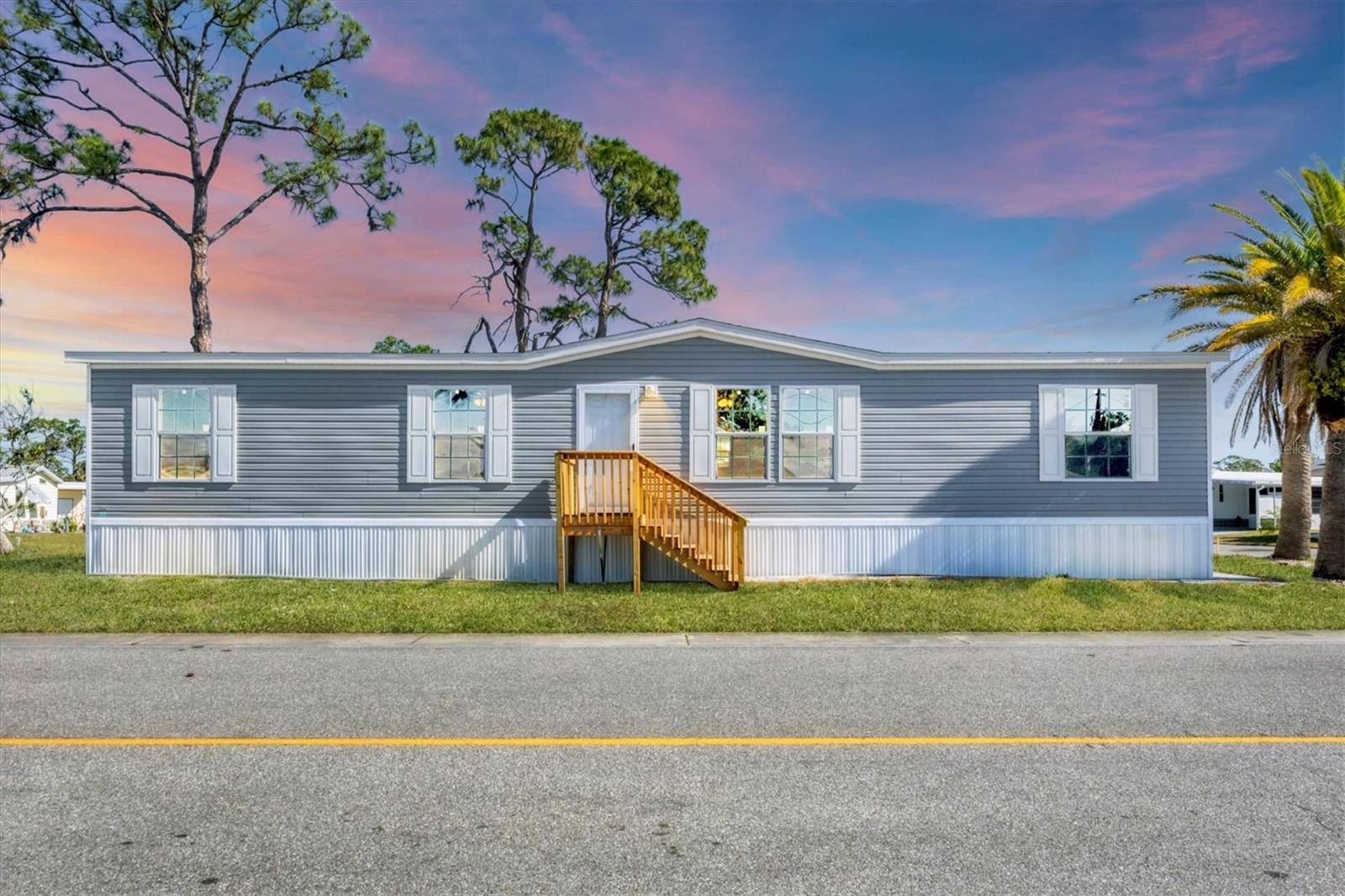 North Port, FL 34287,6803 AMOKO CT