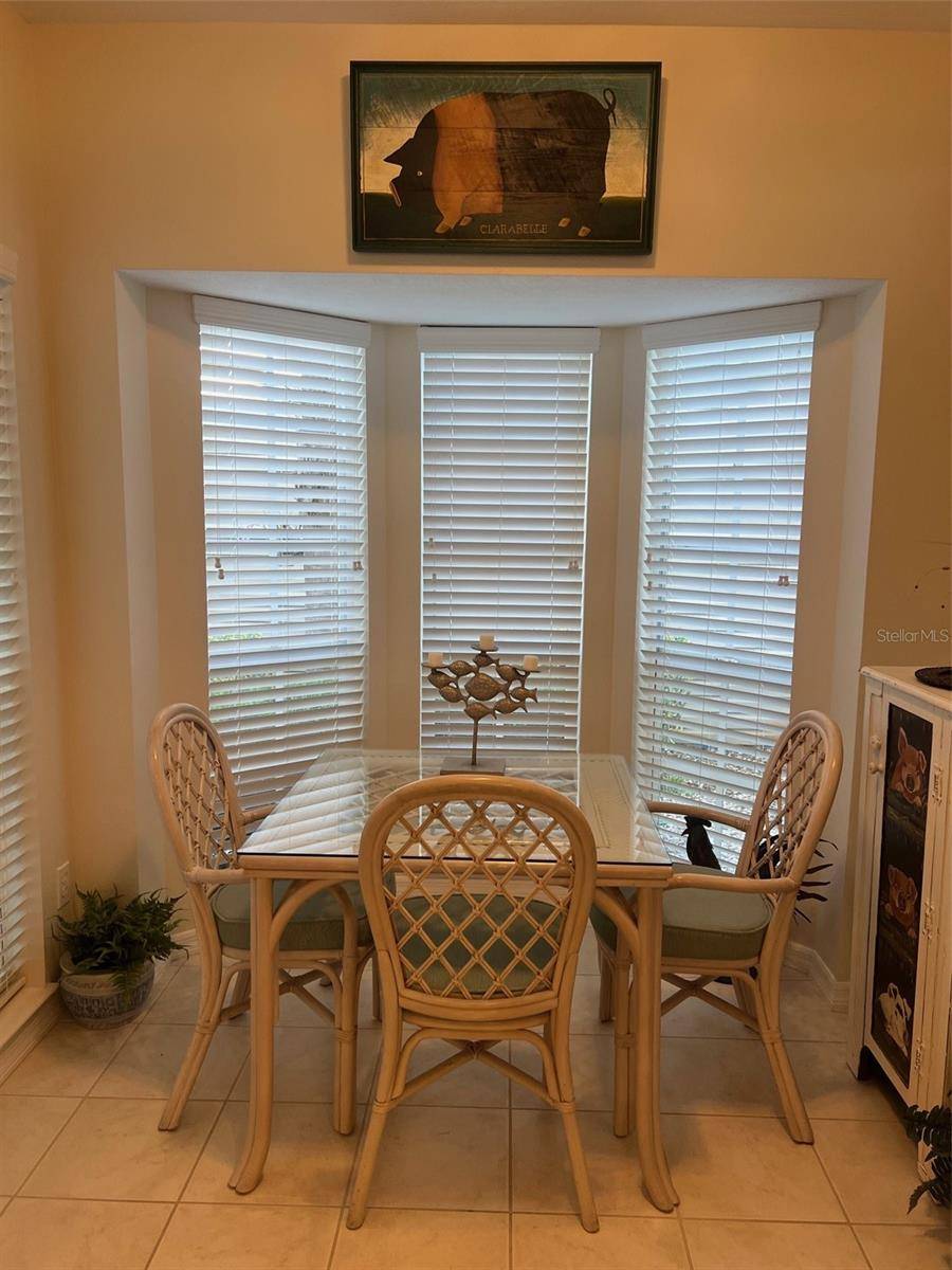 Venice, FL 34292,406 LAUREL LAKE DR #103