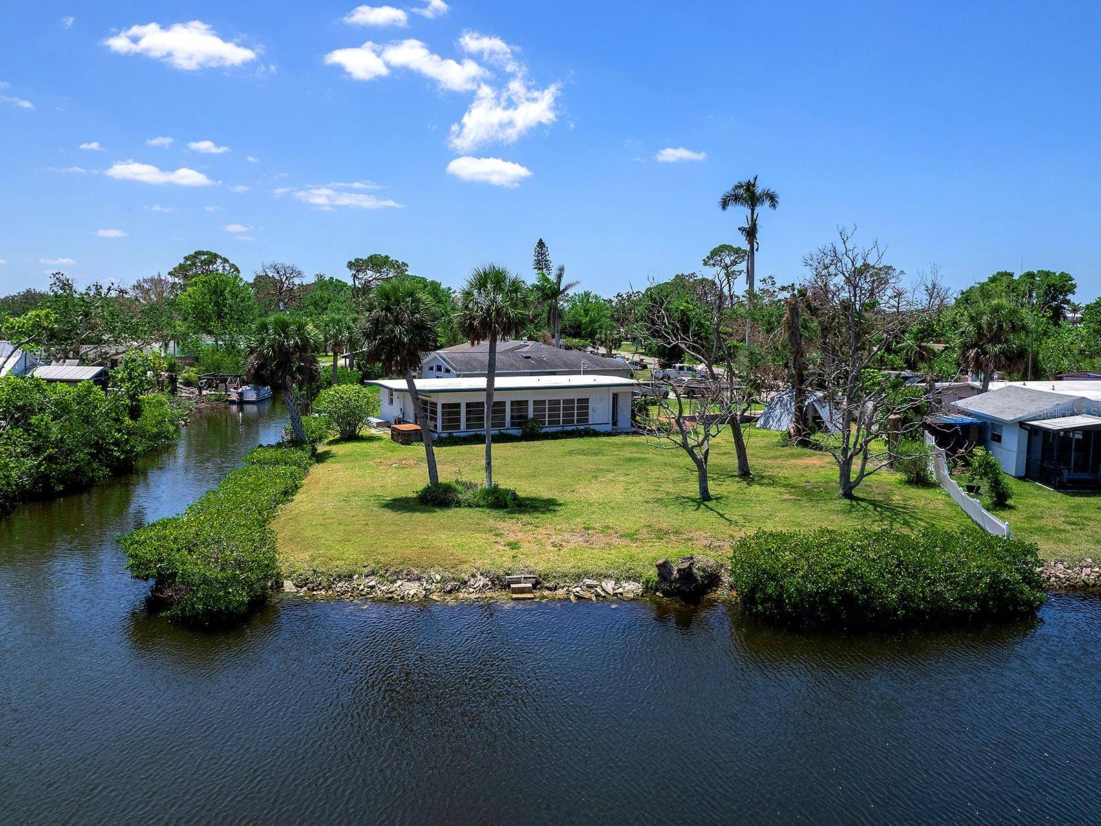 Nokomis, FL 34275,214 POMPANO LN