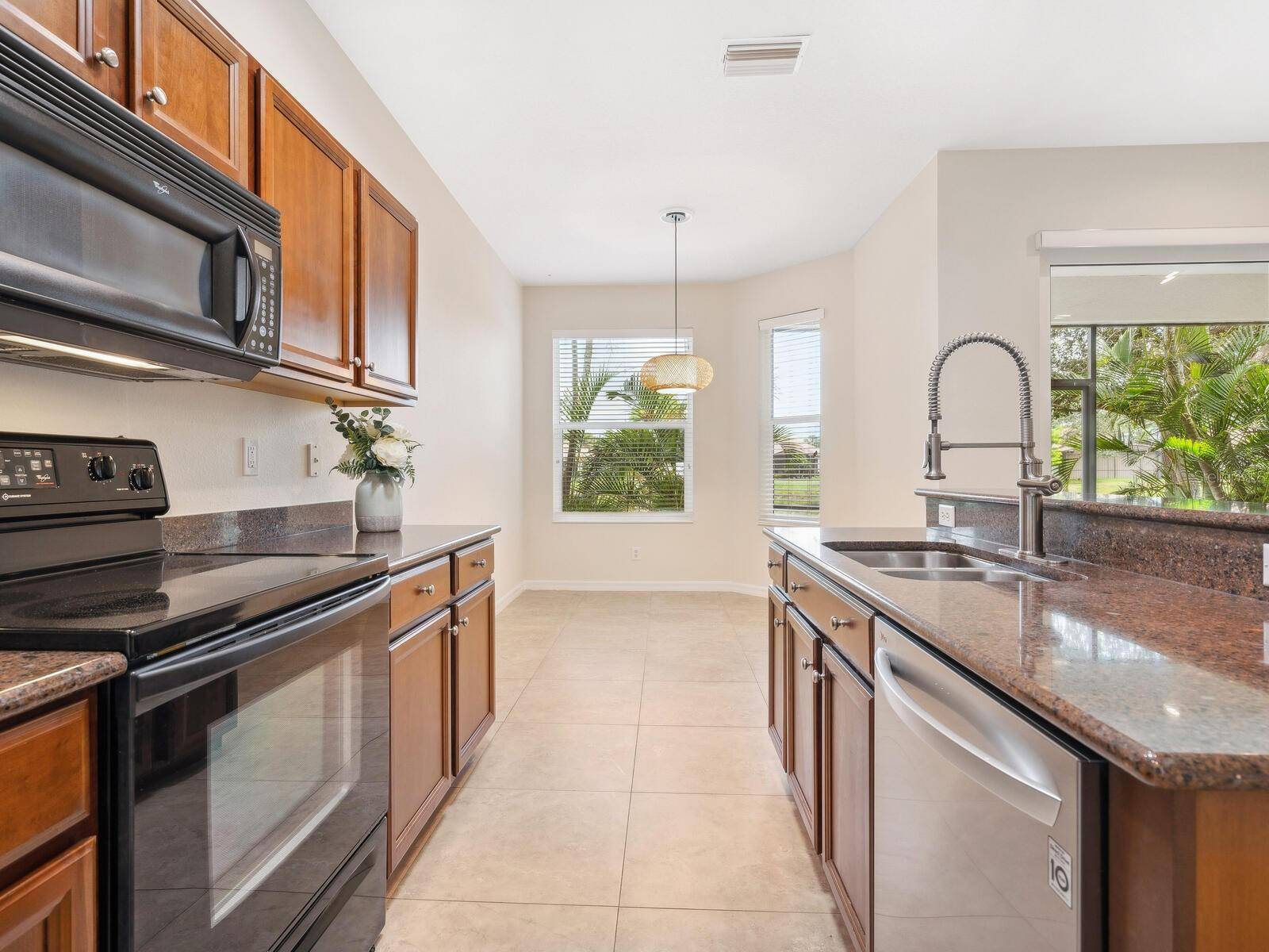 Venice, FL 34292,1493 MASENO DR