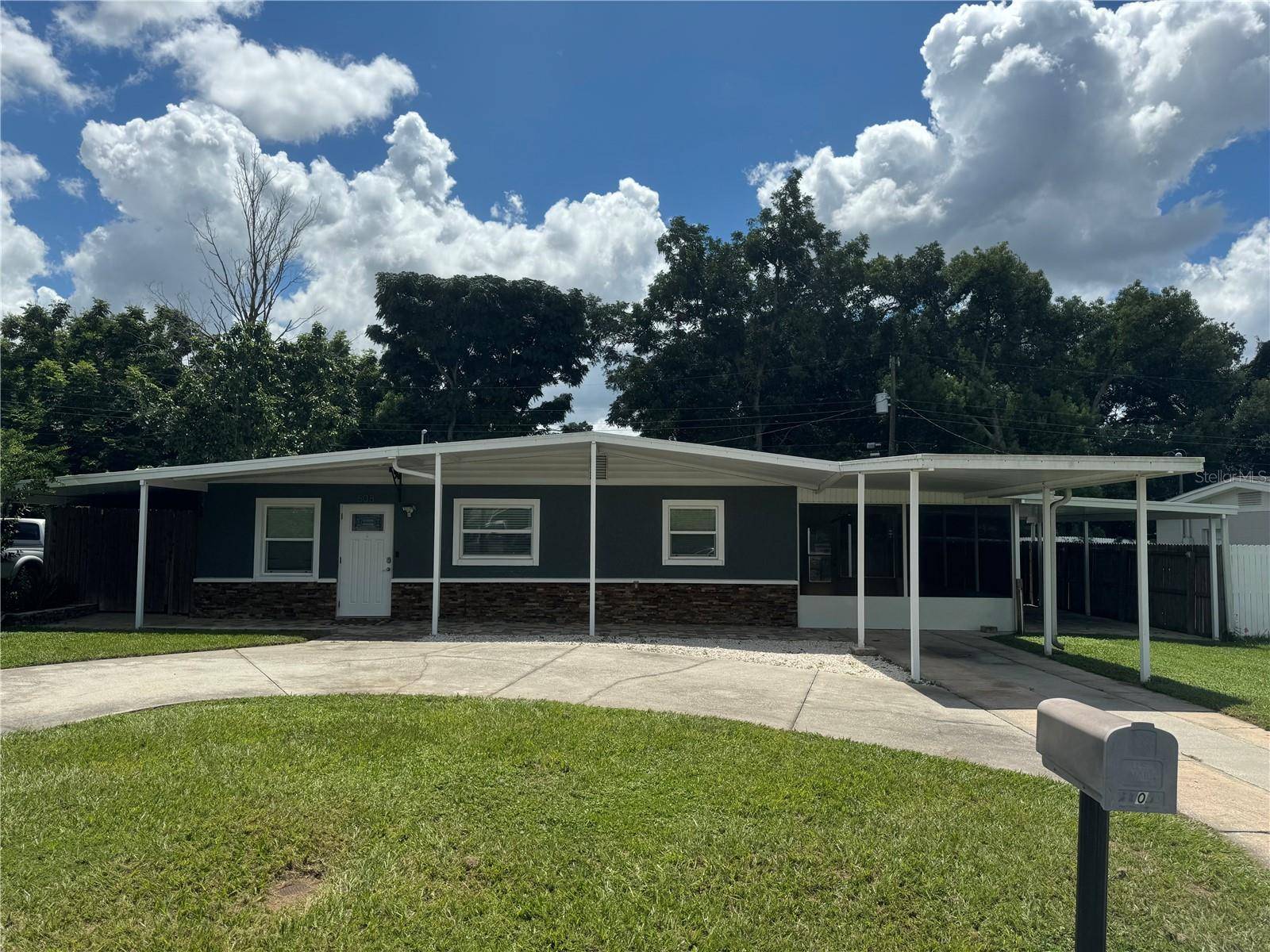 Lakeland, FL 33813,508 GARDEN DR N